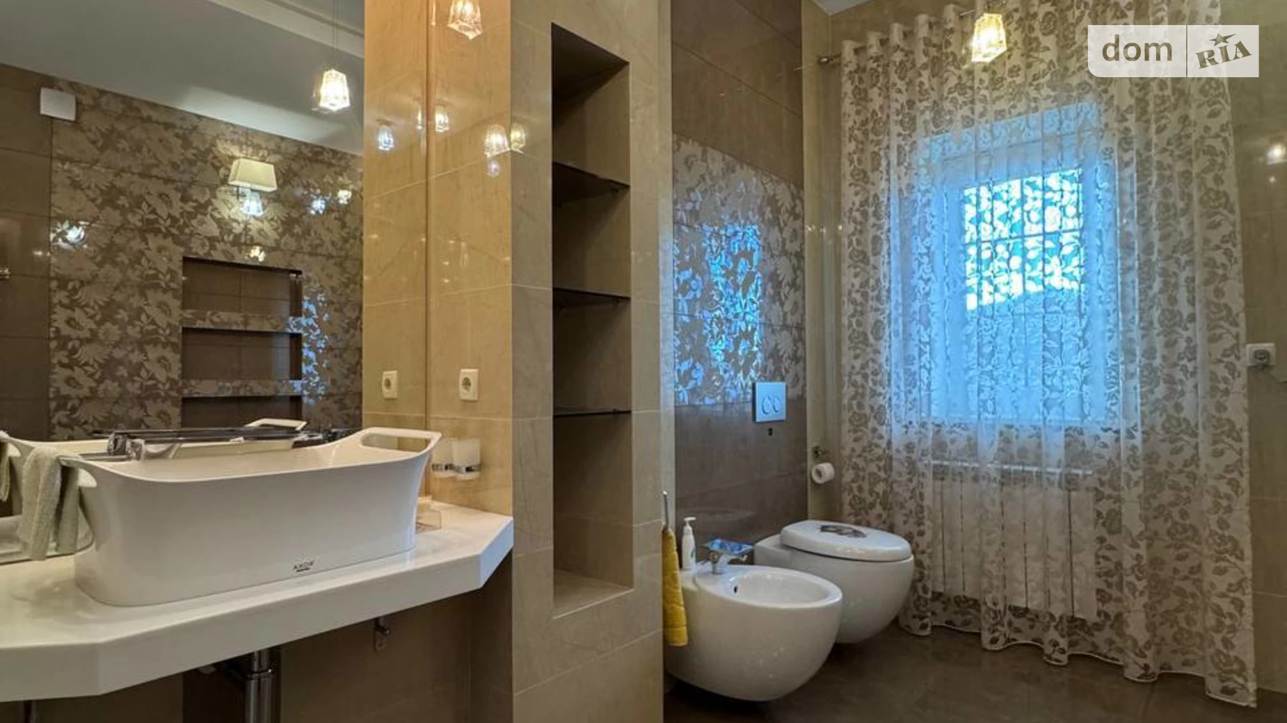 Продается дом на 2 этажа 300 кв. м с мебелью, цена: 524000 $ - фото 4