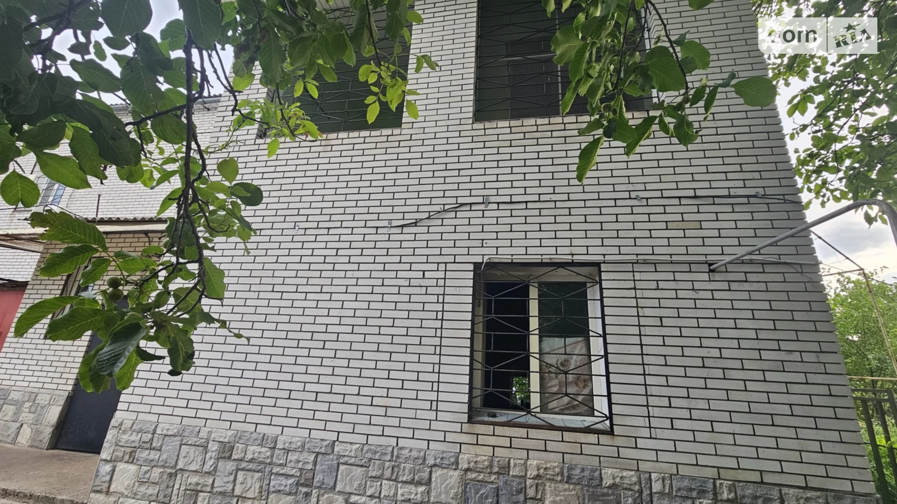 Продается дом на 2 этажа 214 кв. м с камином, цена: 65000 $ - фото 4