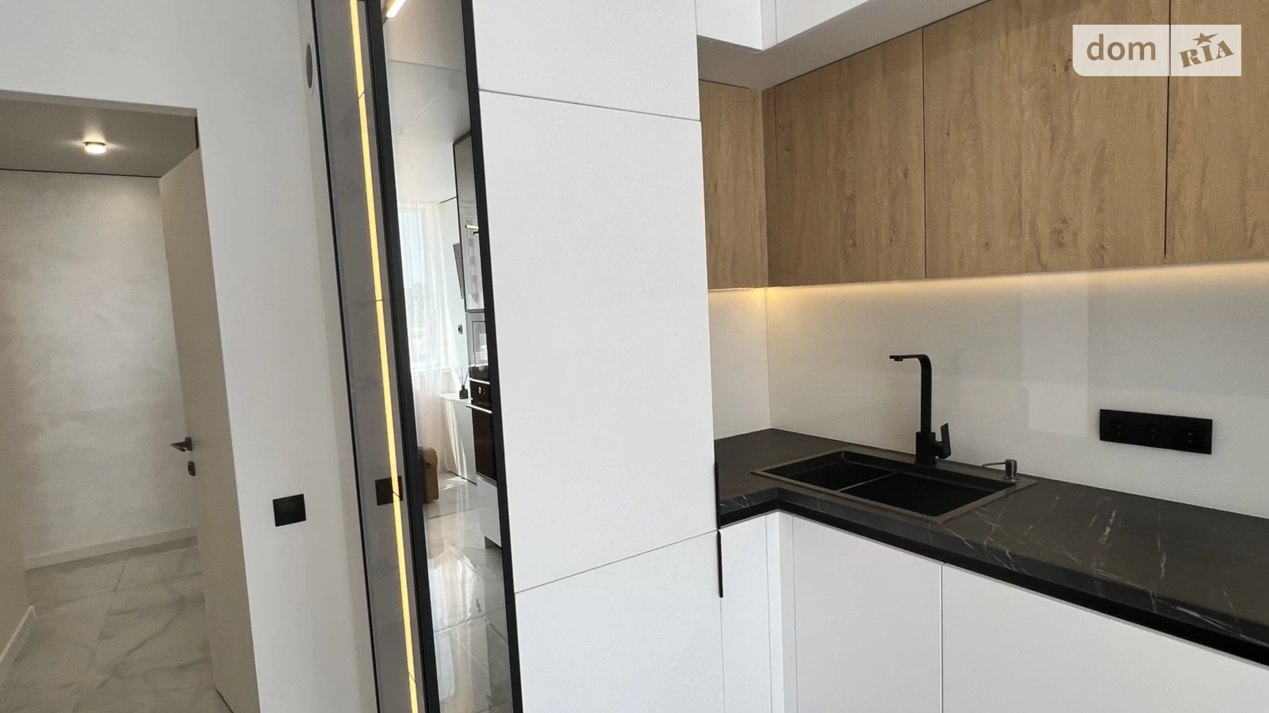2-кімнатна квартира 72 кв. м у Тернополі, цена: 86000 $ - фото 4