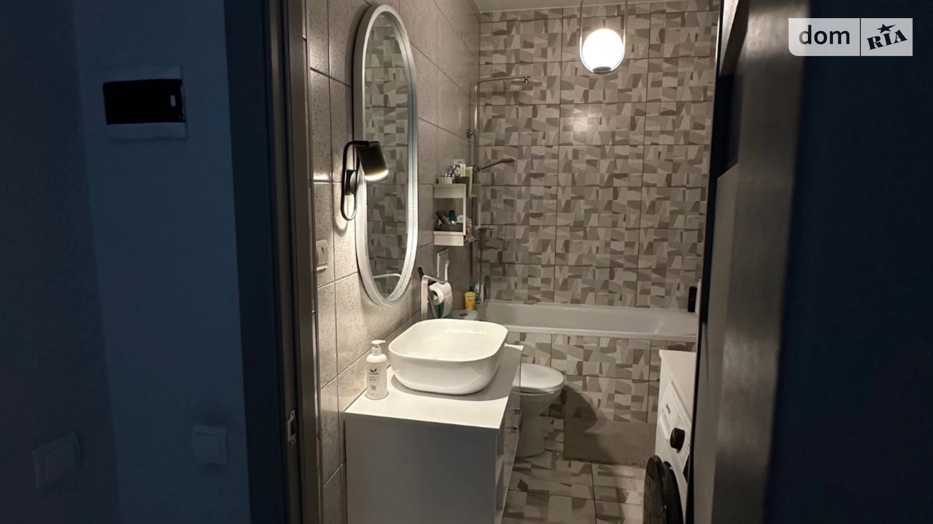 Продается 1-комнатная квартира 41 кв. м в Ужгороде, цена: 75000 $ - фото 4