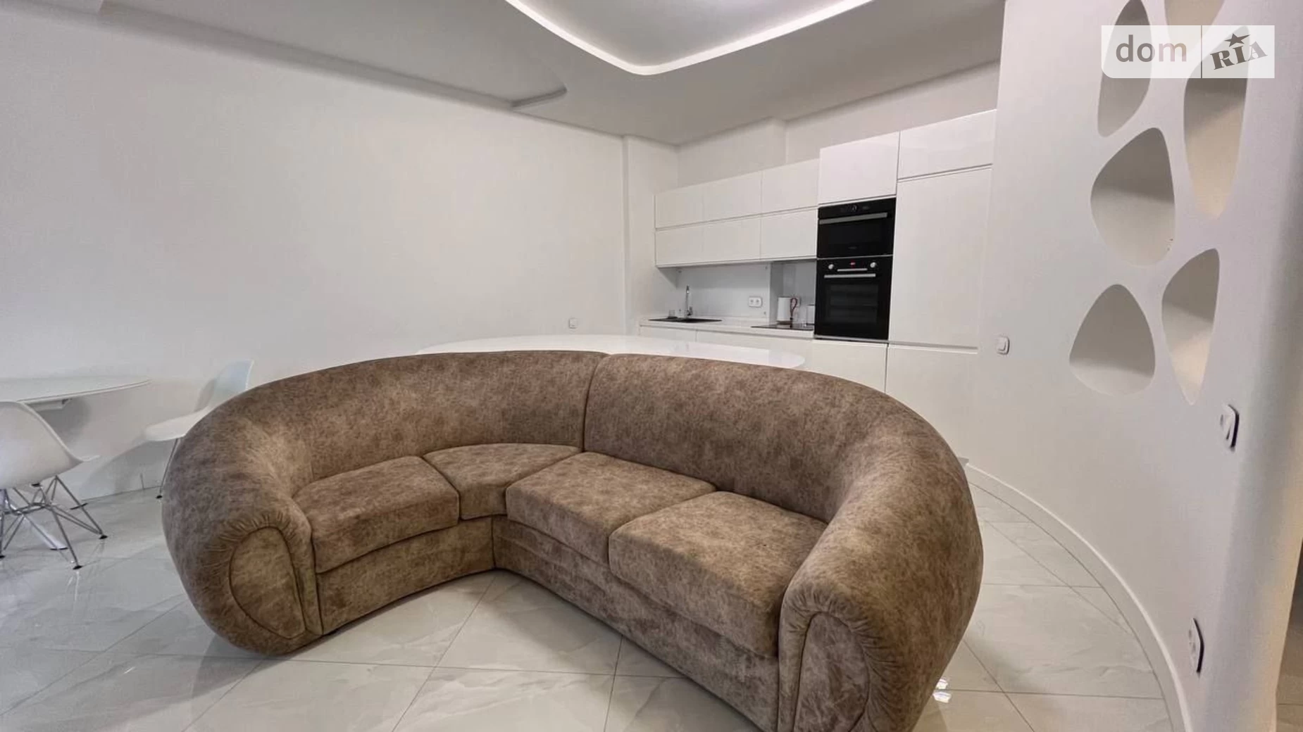 Продається 1-кімнатна квартира 74 кв. м у Одесі, бул. Французький, 85/5 - фото 3