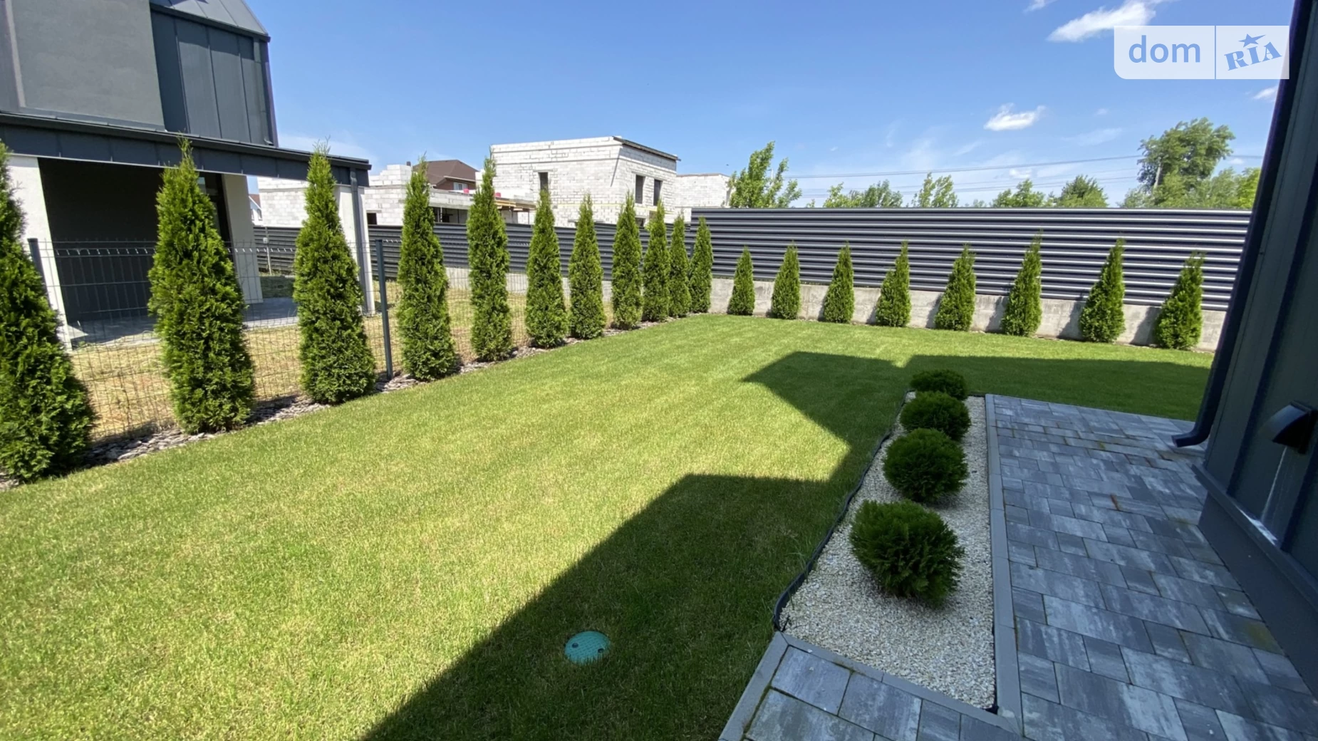 Продается дом на 2 этажа 150 кв. м с садом, цена: 230000 $ - фото 3