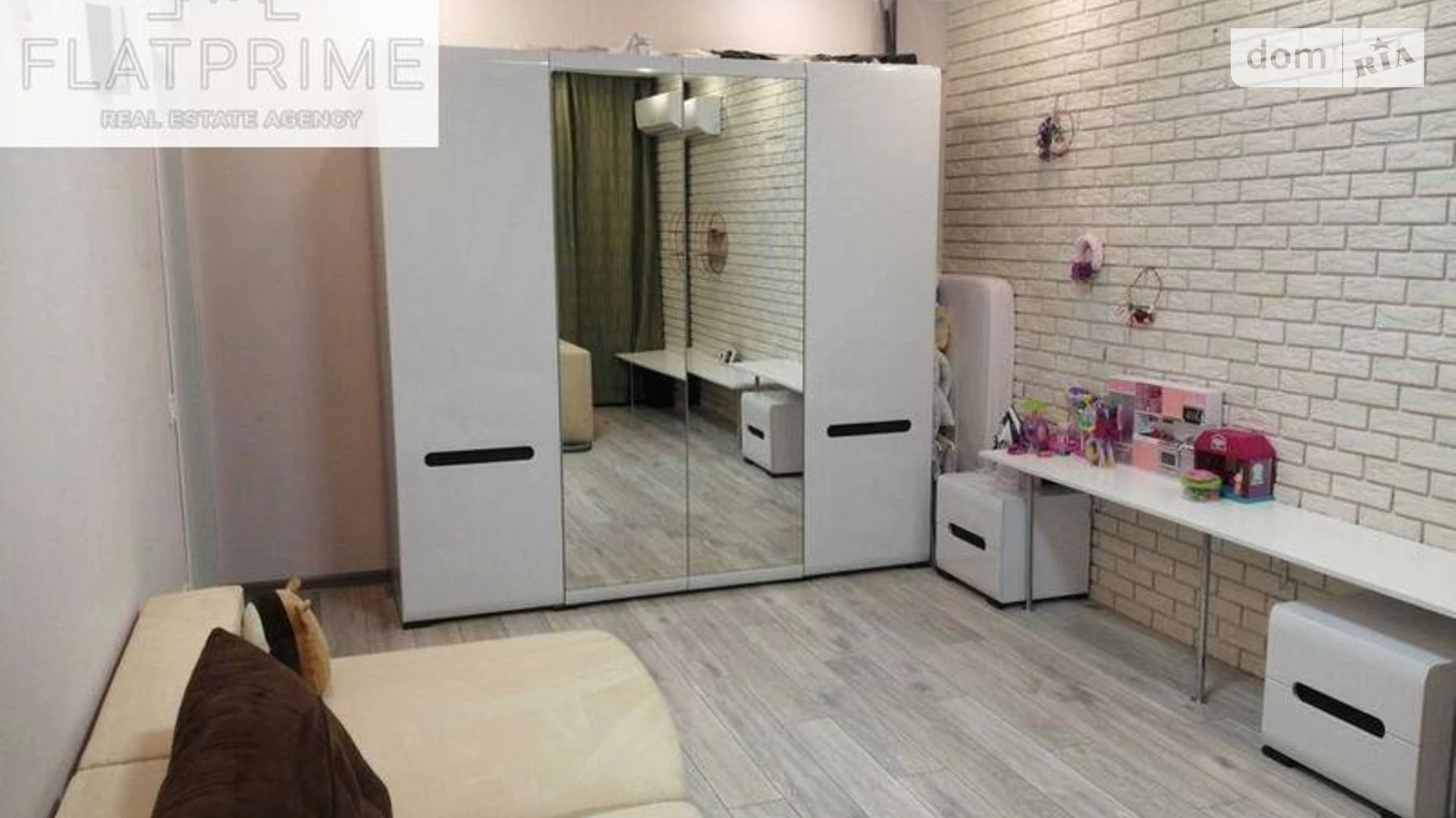 Продається 2-кімнатна квартира 71 кв. м у Києві, вул. Воскресенська, 12А - фото 2