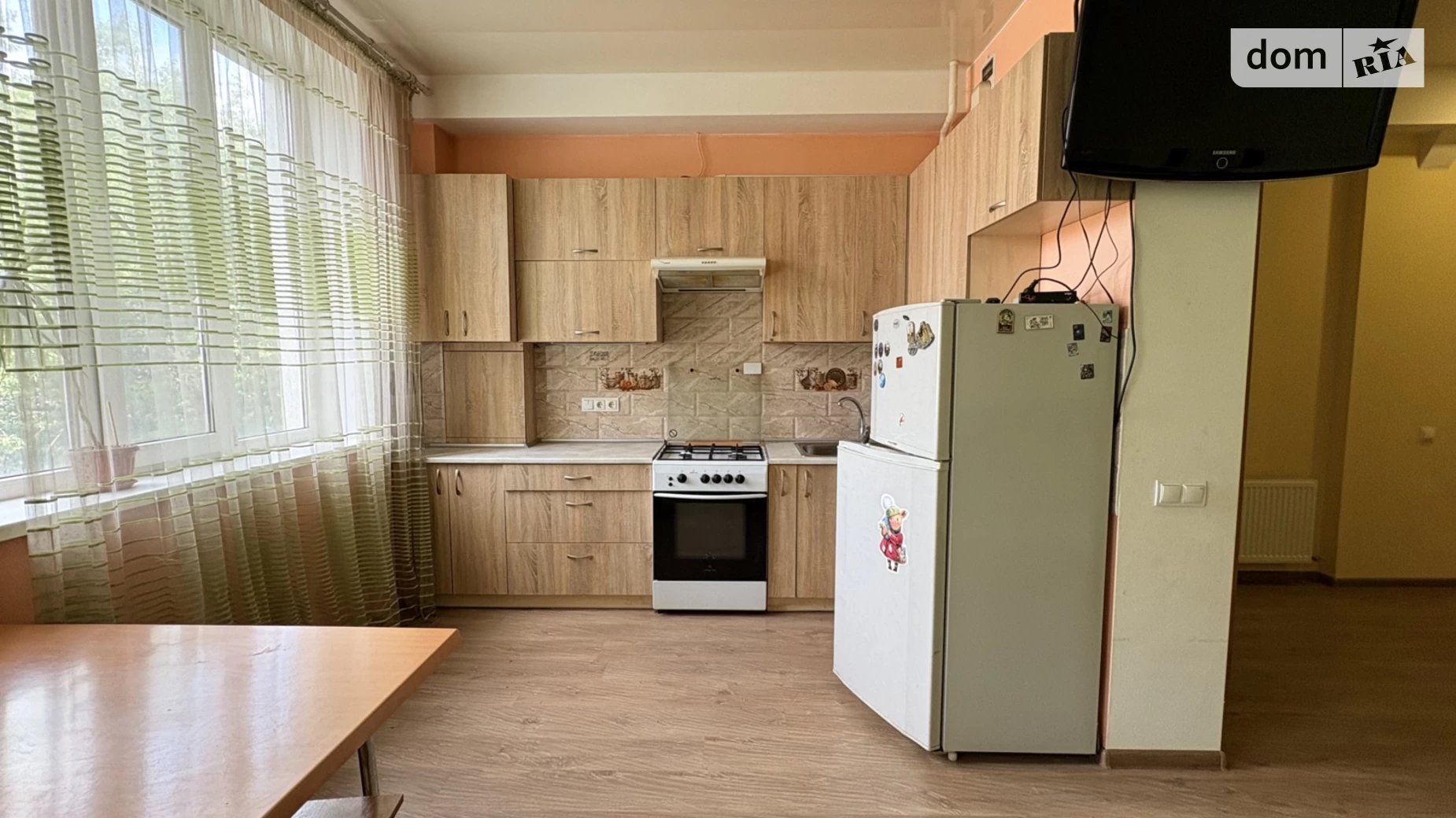 Продается 1-комнатная квартира 72 кв. м в Харькове, ул. Дмитриевская, 19 - фото 2