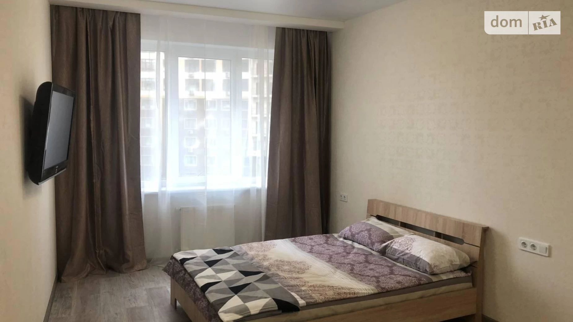 Продается 1-комнатная квартира 39.3 кв. м в Одессе, ул. Валерия Самофалова - фото 2