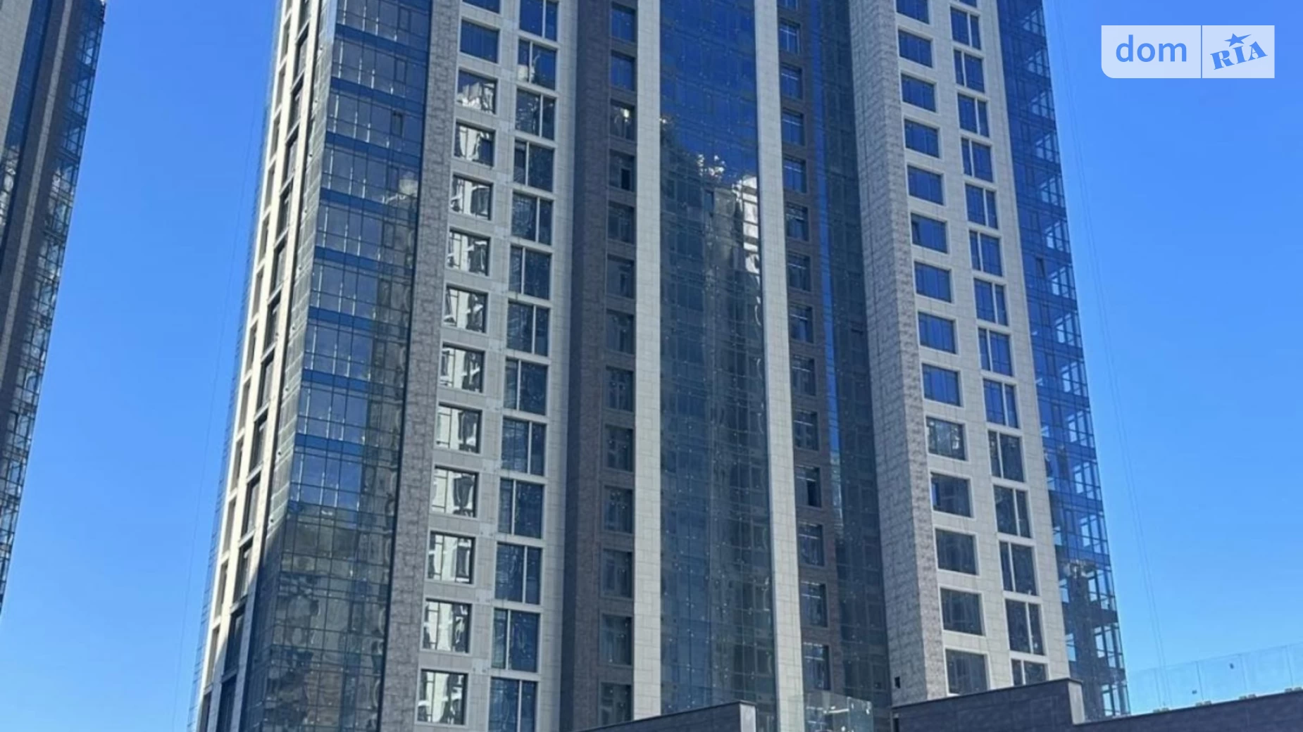 Продается 2-комнатная квартира 81 кв. м в Киеве, ул. Андрея Верхогляда(Драгомирова), 7 - фото 2