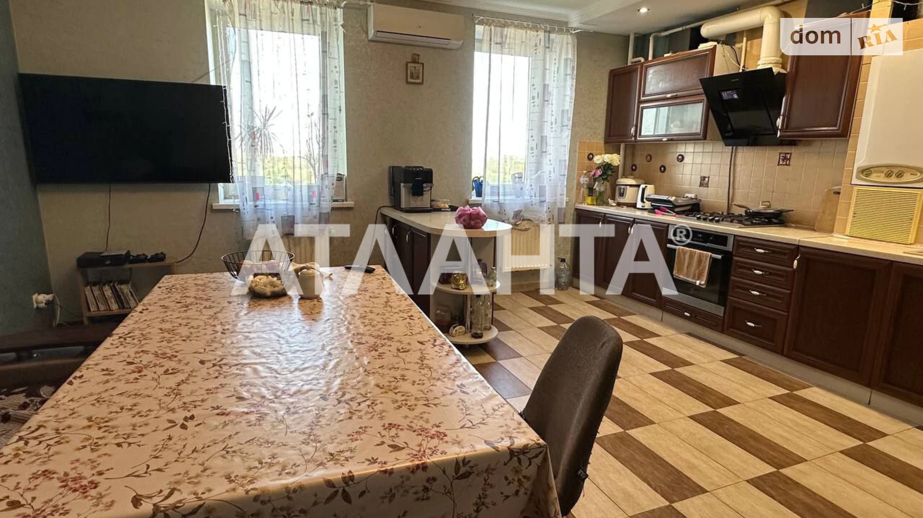 Продается 2-комнатная квартира 88 кв. м в Новой Долине, ул. Геннадия Кудряшова(Крупской), 2/8А - фото 2