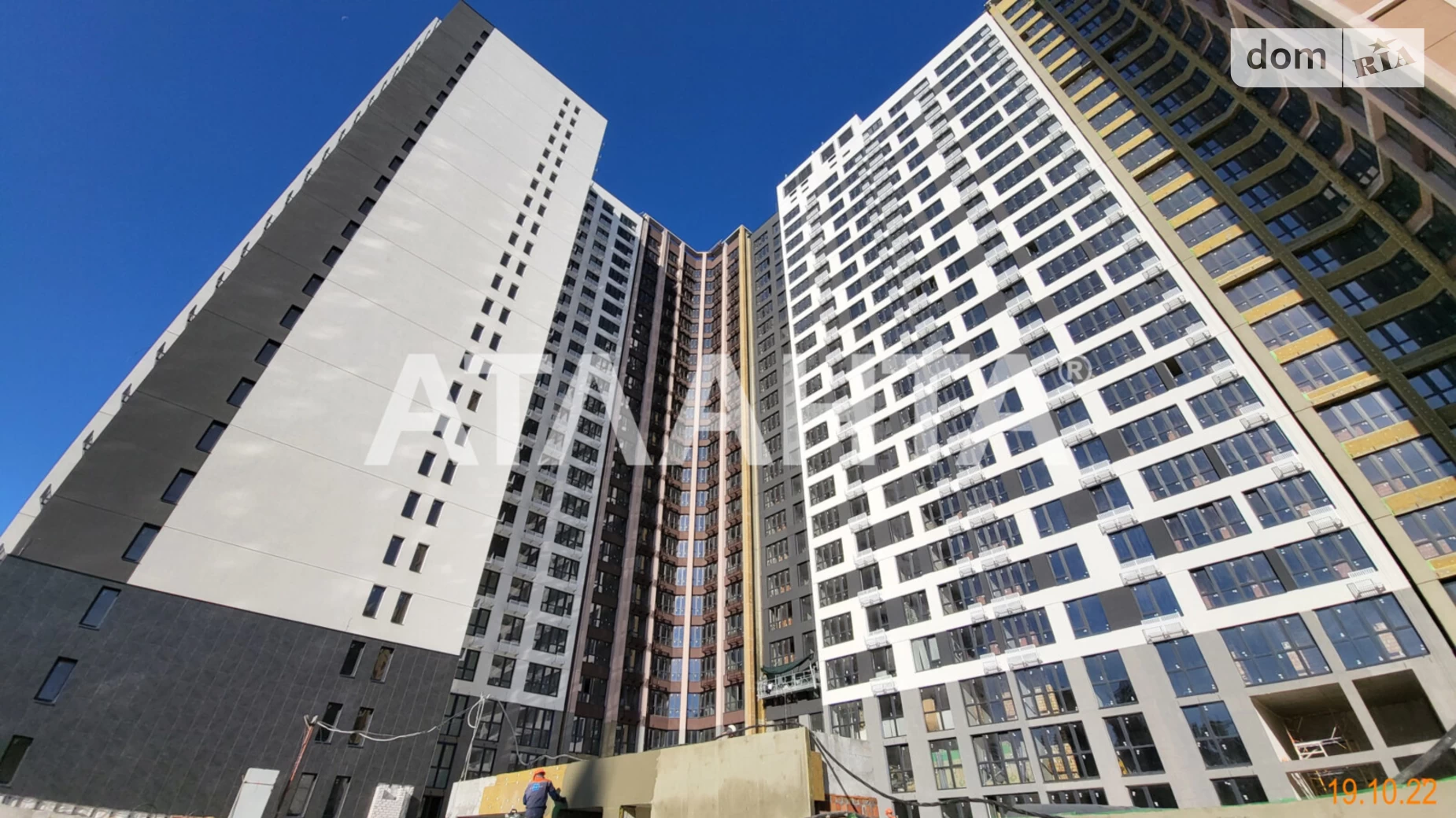 Продається 1-кімнатна квартира 51.8 кв. м у Одесі, вул. Івана Франка - фото 2