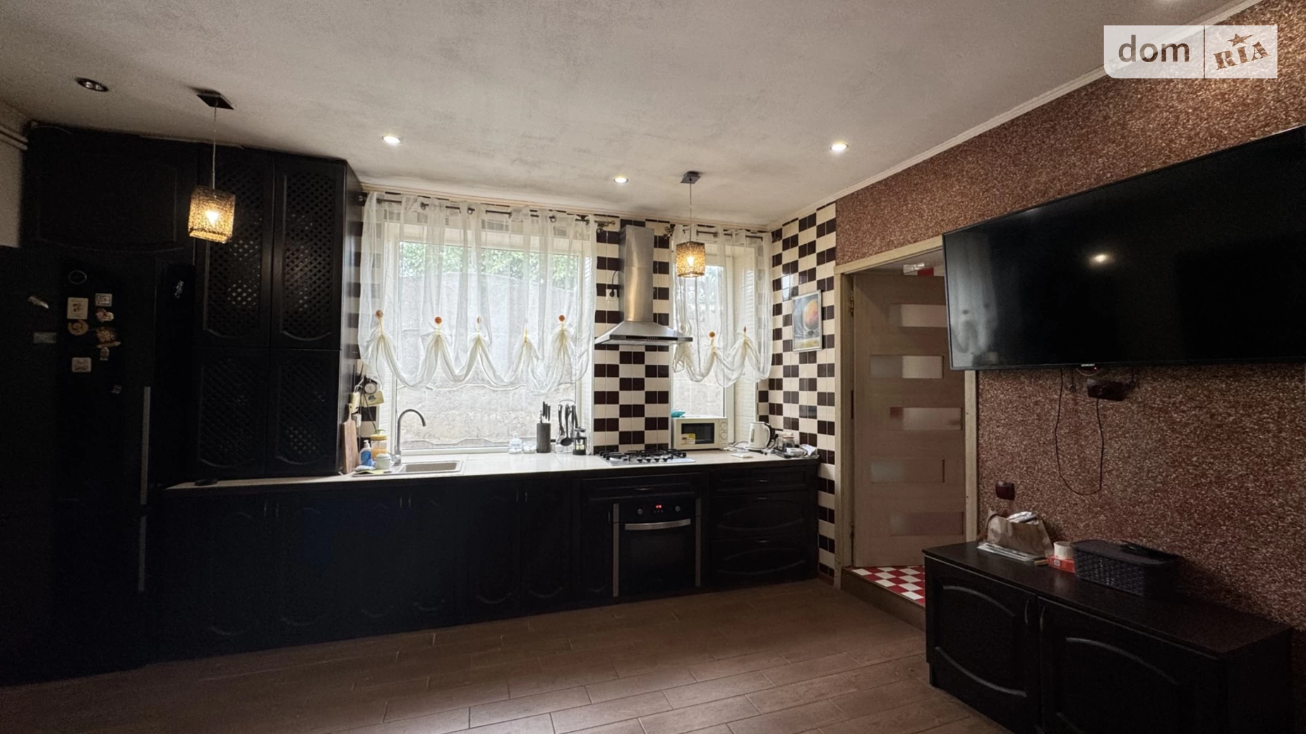 Продається частина будинку 63 кв. м с басейном, цена: 59500 $ - фото 3