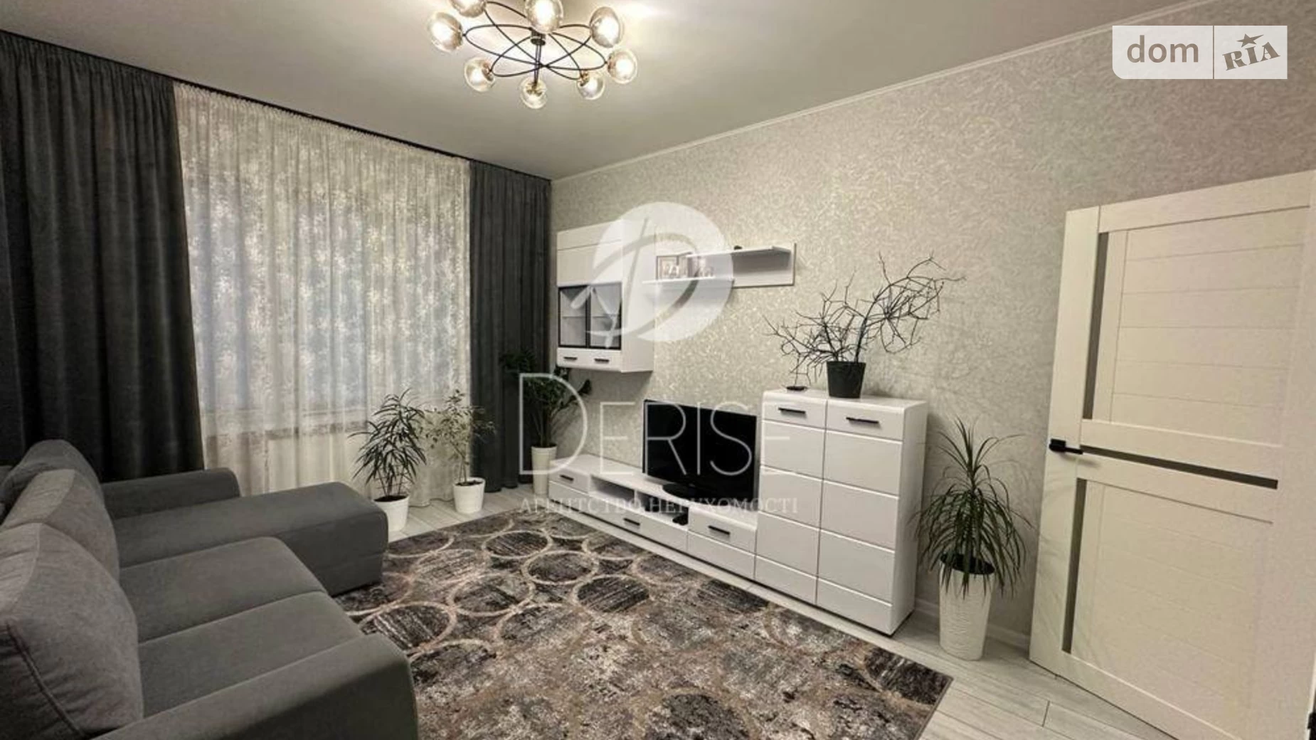 Продается 1-комнатная квартира 52 кв. м в Киеве, ул. Ревуцкого, 54Б - фото 2