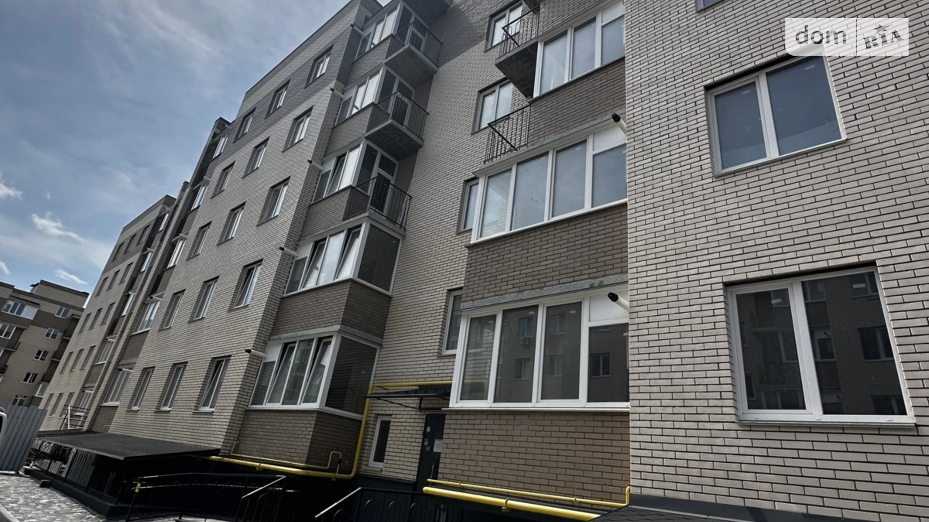 Продається 2-кімнатна квартира 66 кв. м у Стрижавці, цена: 49900 $ - фото 2