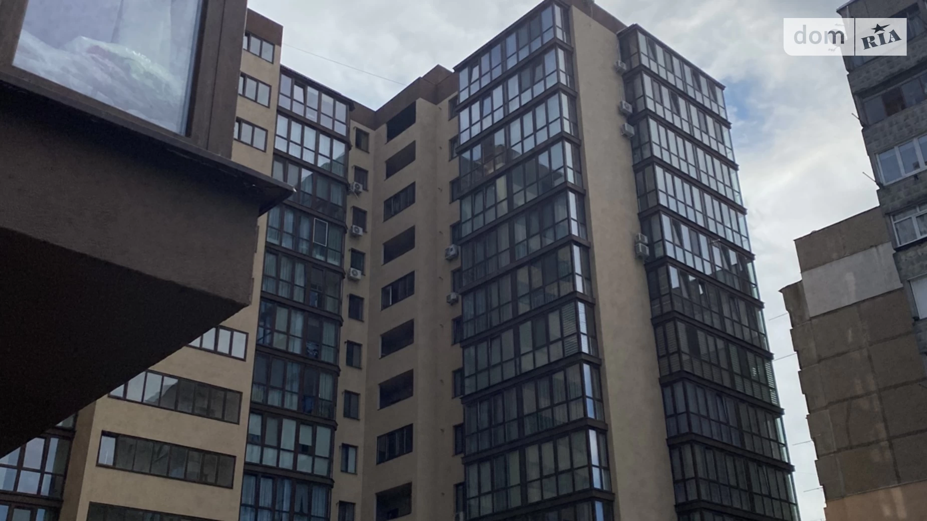Продается 2-комнатная квартира 58 кв. м в Виннице, ул. Пирогова - фото 2