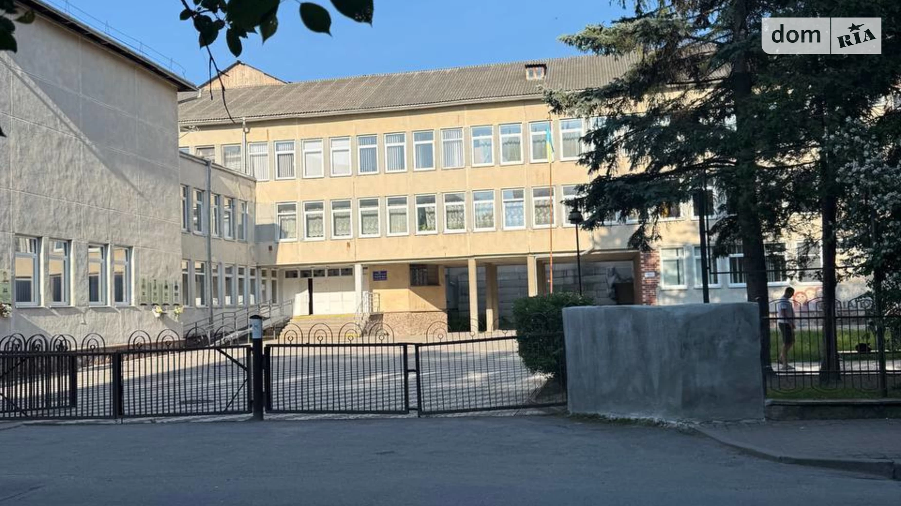 Продается 1-комнатная квартира 41.7 кв. м в Ивано-Франковске, ул. Хоткевича Гната, 46 корпус 3 - фото 4