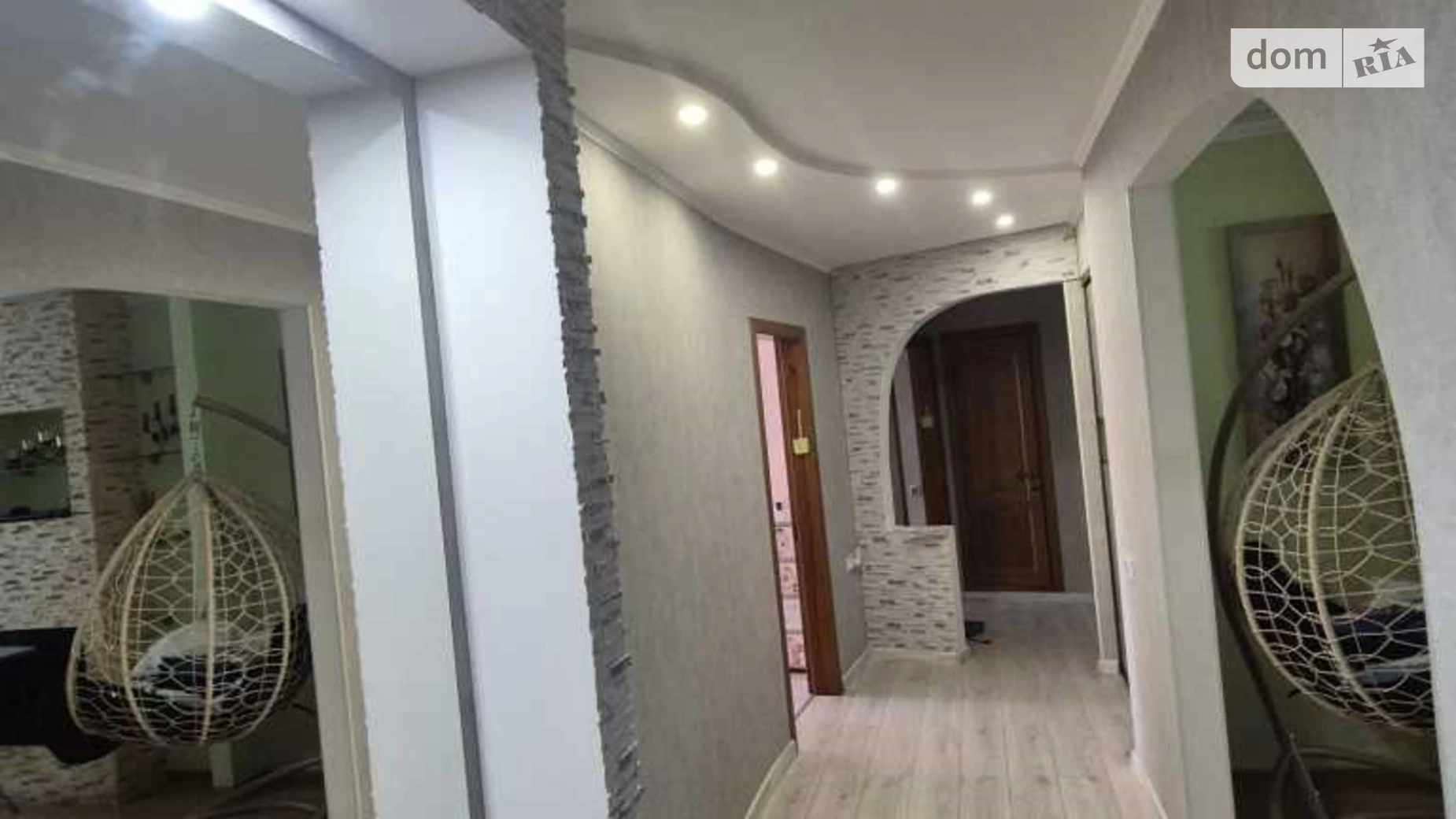 Продается 4-комнатная квартира 82.6 кв. м в Полтаве, цена: 67000 $ - фото 3