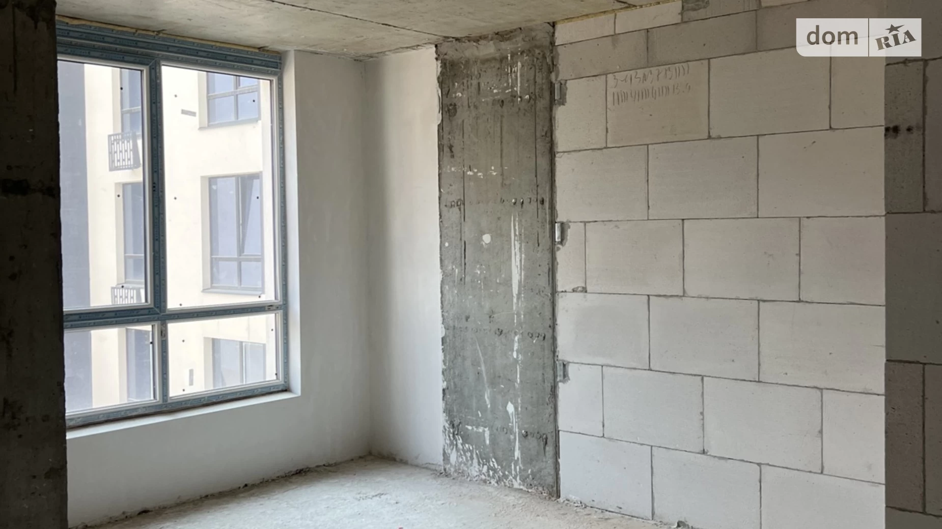 Продается 1-комнатная квартира 41 кв. м в Ивано-Франковске, ул. Химиков - фото 3