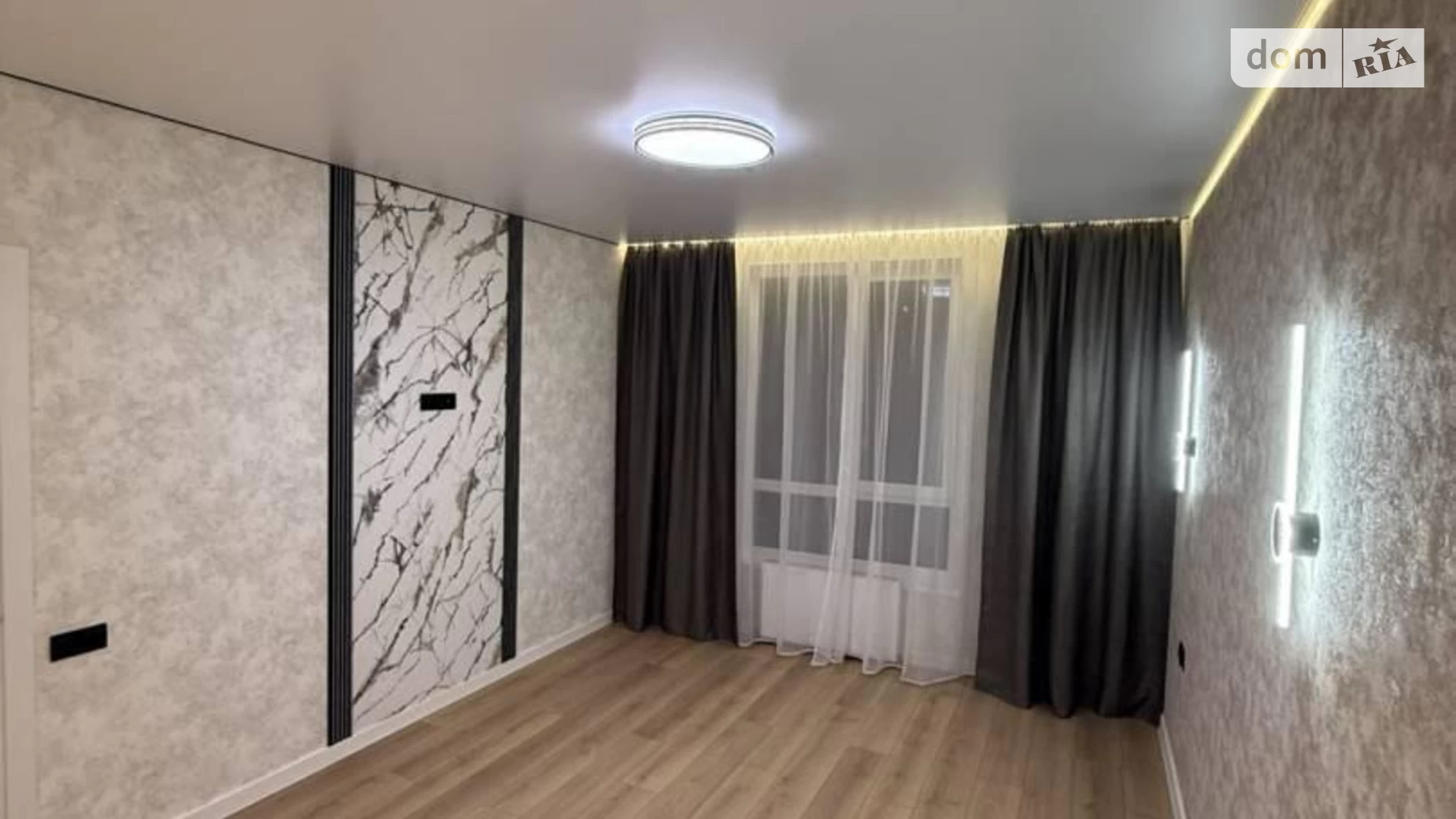 Продається 1-кімнатна квартира 37 кв. м у Одесі, просп. Небесної Сотні - фото 2
