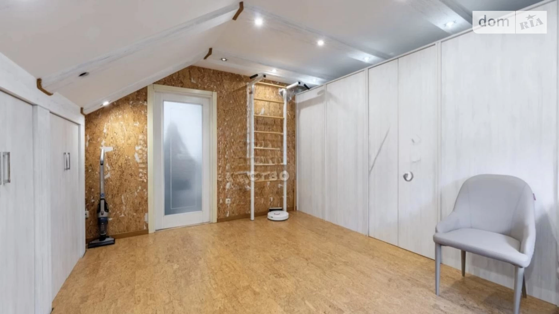 Сдается в аренду дом на 2 этажа 300 кв. м с камином, цена: 4200 $ - фото 4
