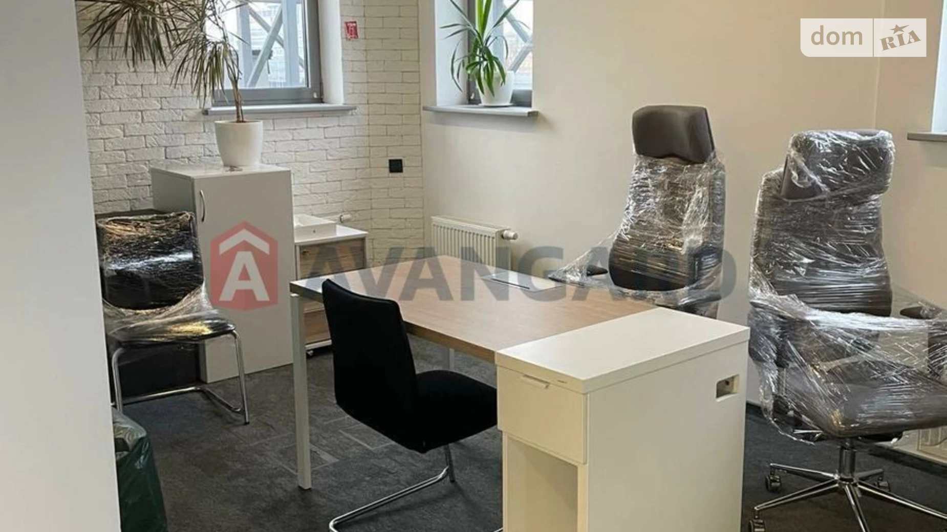 Сдается в аренду офис 123 кв. м в бизнес-центре, цена: 1476 $ - фото 4