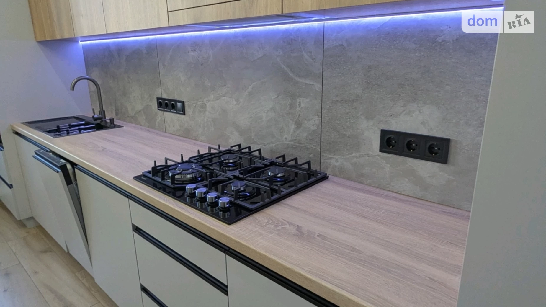 Продається 1-кімнатна квартира 42 кв. м у, цена: 72800 $ - фото 2