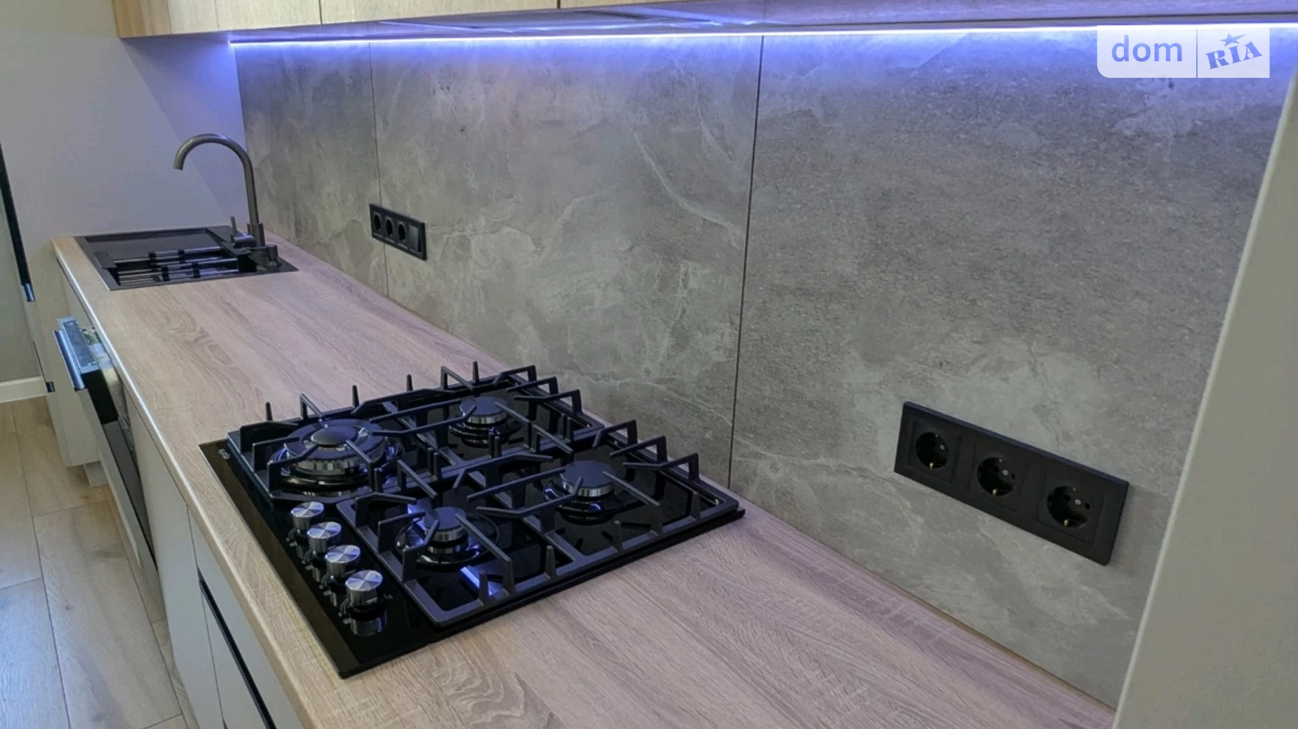 Продається 1-кімнатна квартира 42 кв. м у, цена: 72800 $ - фото 3