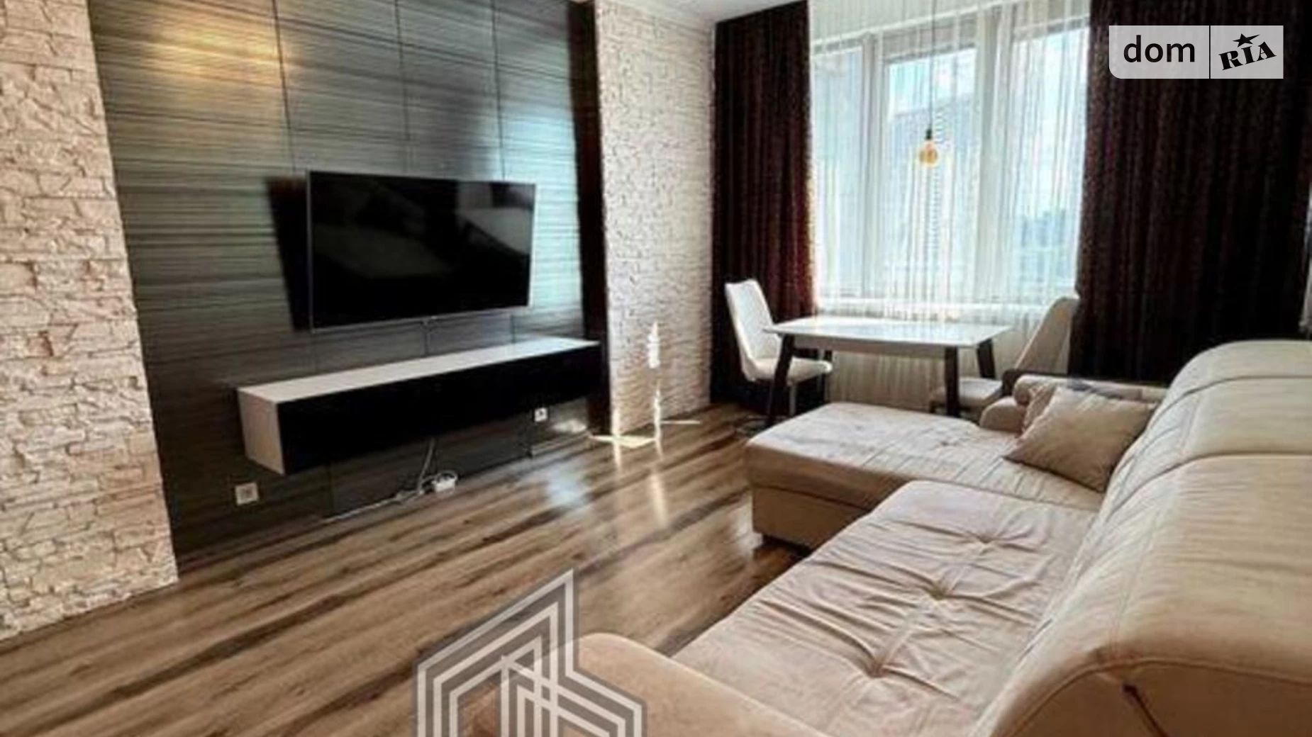 Продается 1-комнатная квартира 59.7 кв. м в Киеве - фото 2