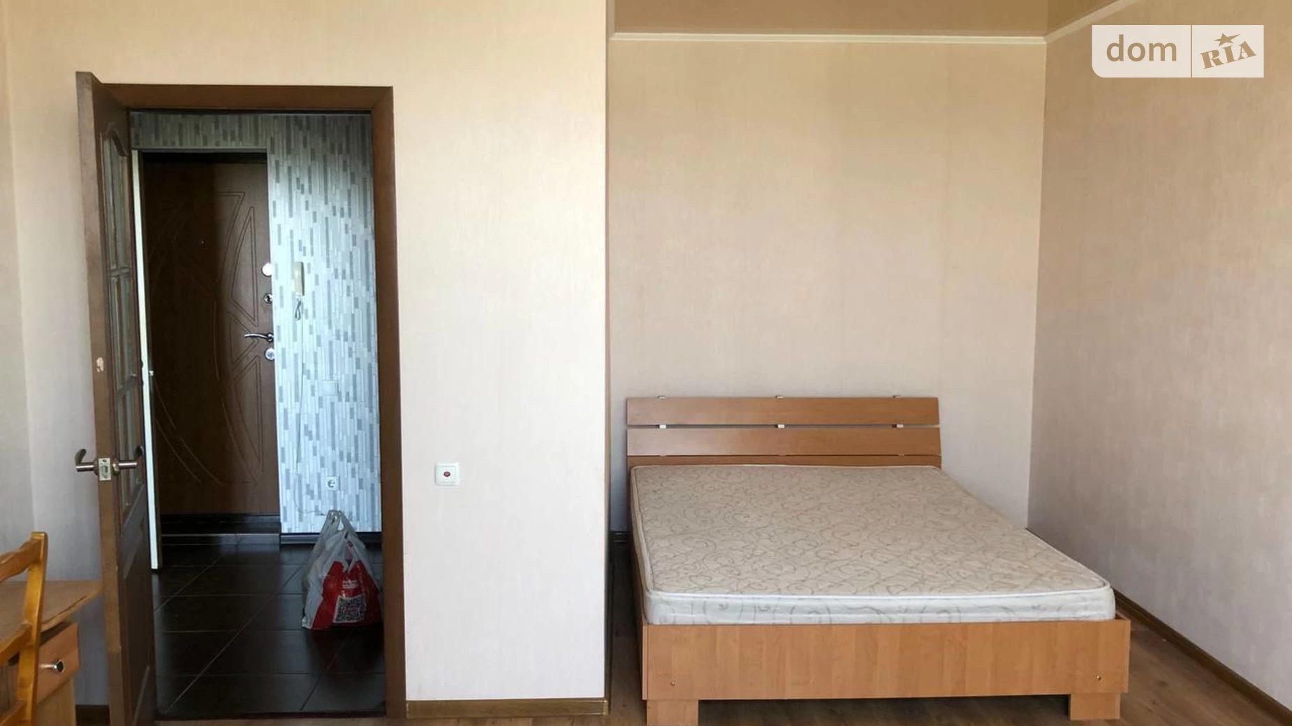Продается 1-комнатная квартира 42 кв. м в Одессе, ул. 28-й Бригады(Паустовского) - фото 3