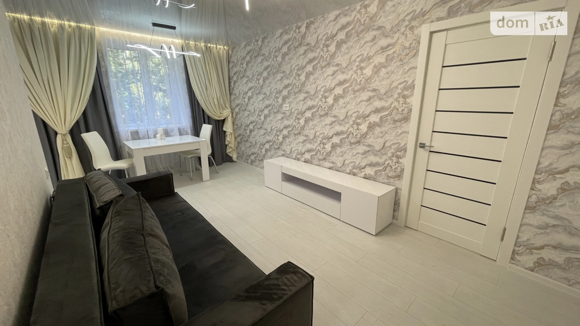 Продается 2-комнатная квартира 46 кв. м в, цена: 49900 $ - фото 4