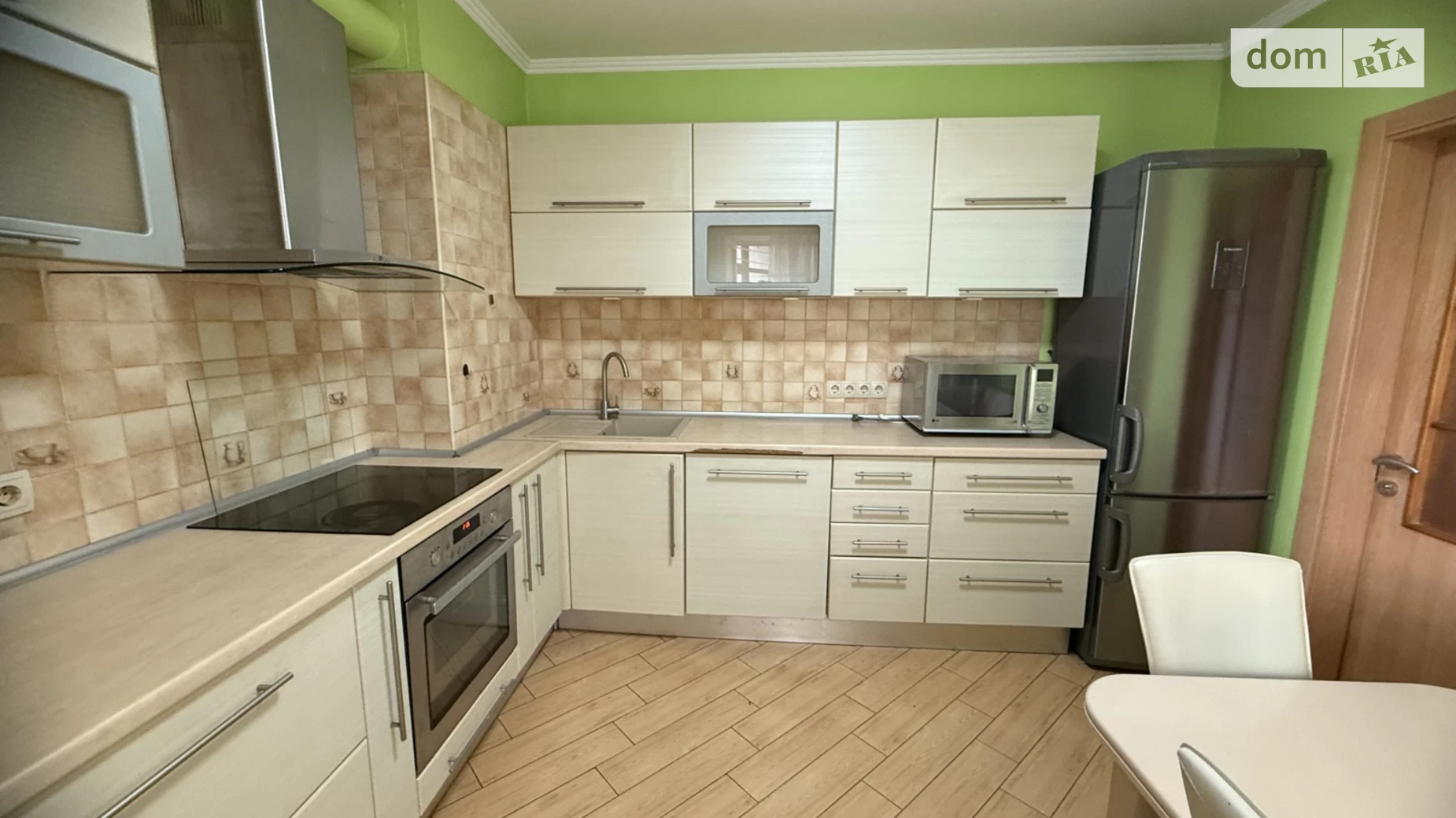 Продается 3-комнатная квартира 98 кв. м в Киеве, ул. Олевская, 7 - фото 2