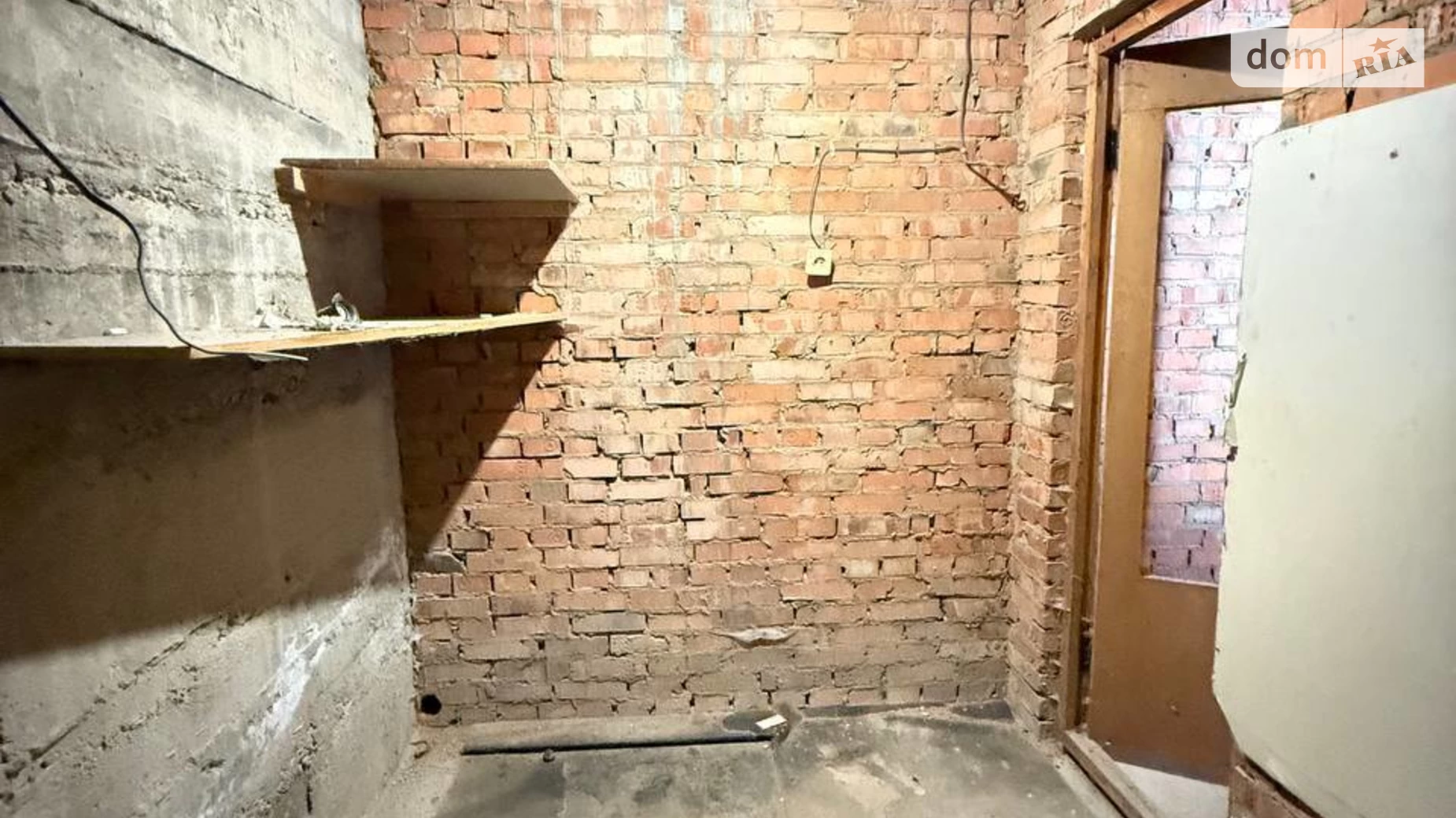 Продается дом на 3 этажа 162 кв. м с верандой, цена: 80000 $ - фото 4