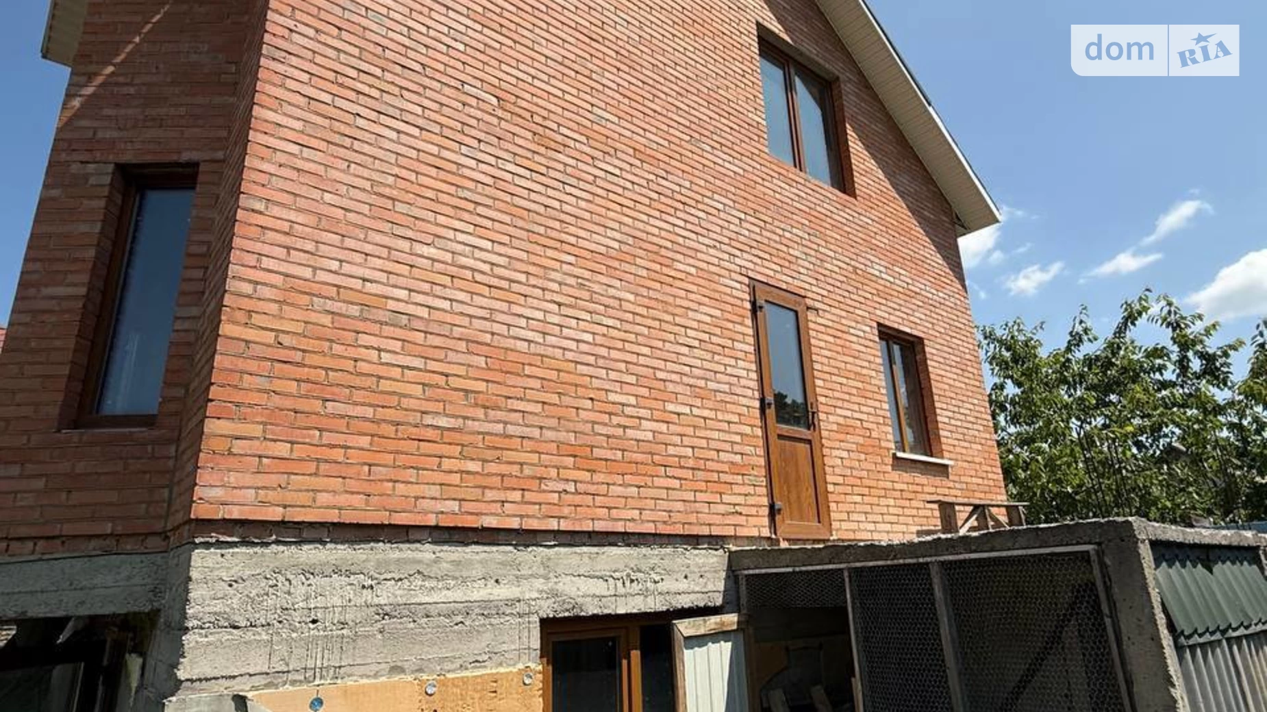 Продается дом на 3 этажа 162 кв. м с верандой, цена: 80000 $ - фото 3