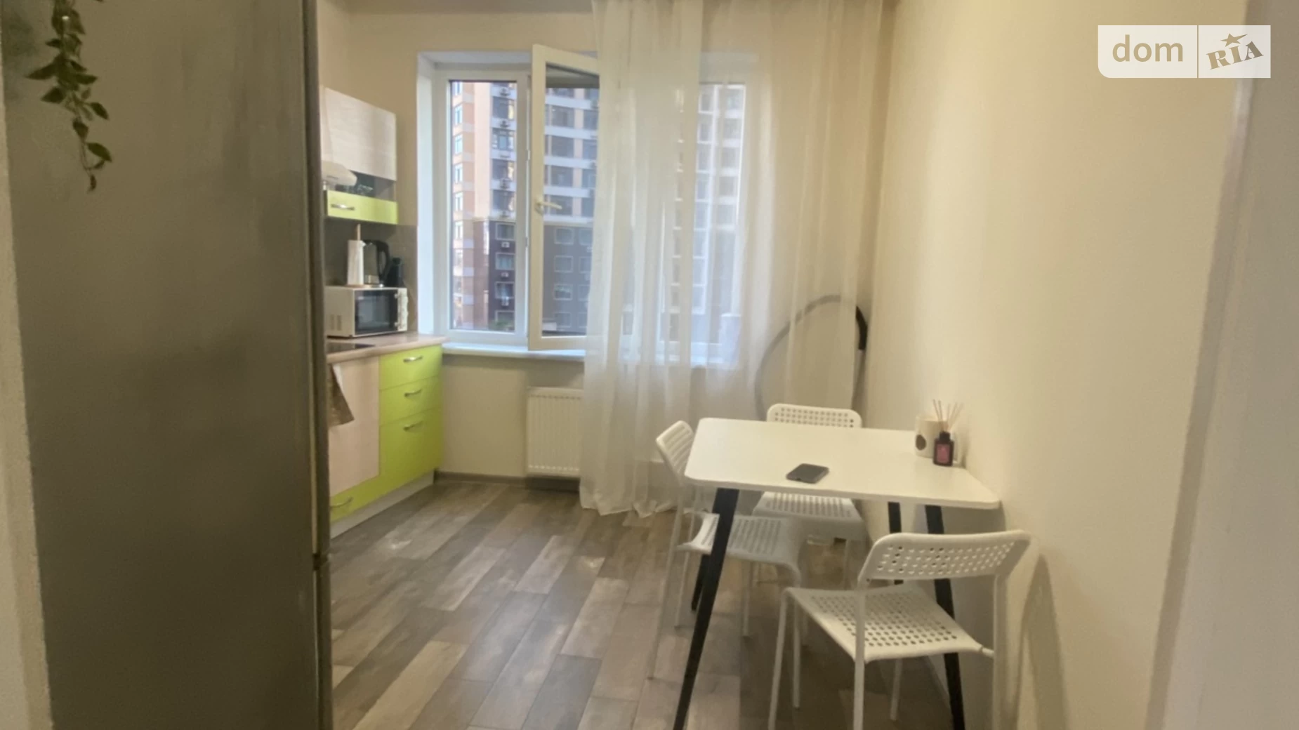 Продається 1-кімнатна квартира 40 кв. м у Одесі, вул. Генуезька, 3Б - фото 2
