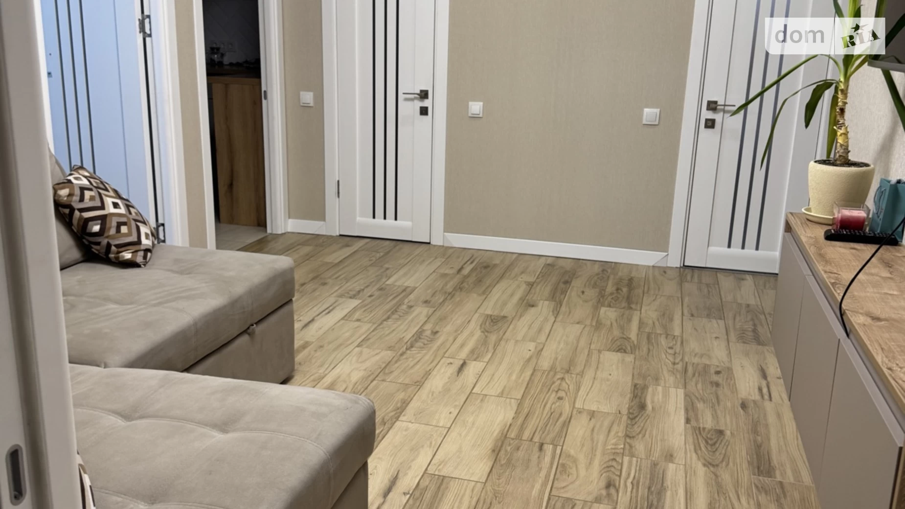 Продається 3-кімнатна квартира 66.3 кв. м у Розсошенці, вул. Перспективна - фото 2