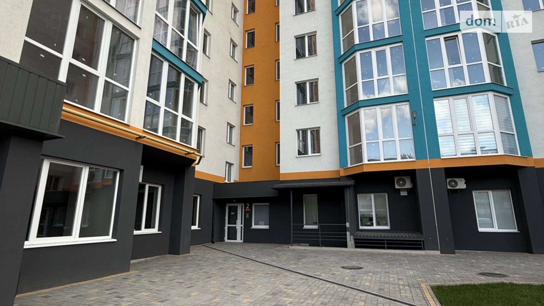 3-комнатная квартира 98 кв. м в Запорожье, бул. Центральный, 28 - фото 2