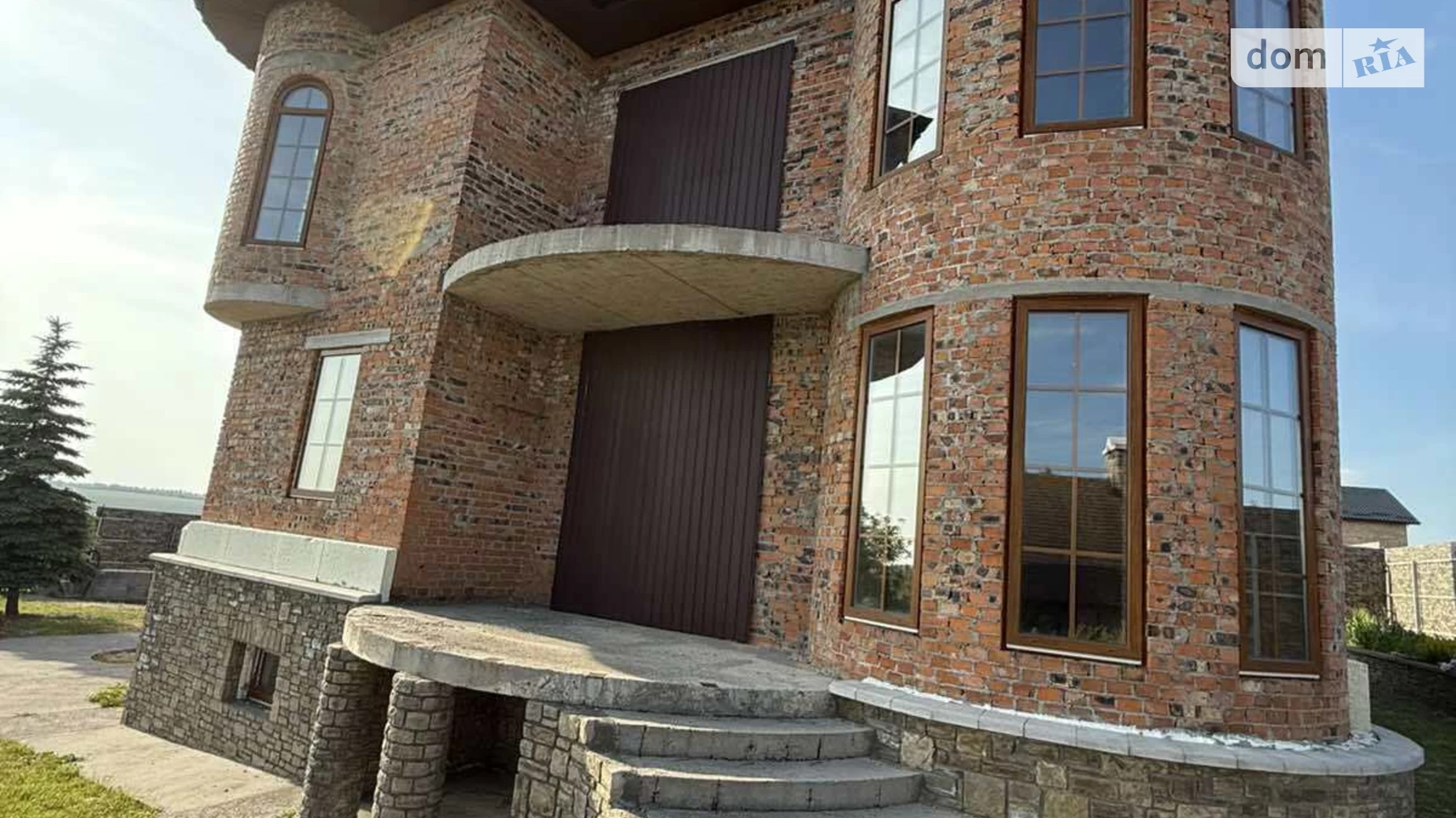 Продается дом на 2 этажа 384 кв. м с мебелью, цена: 169999 $ - фото 2