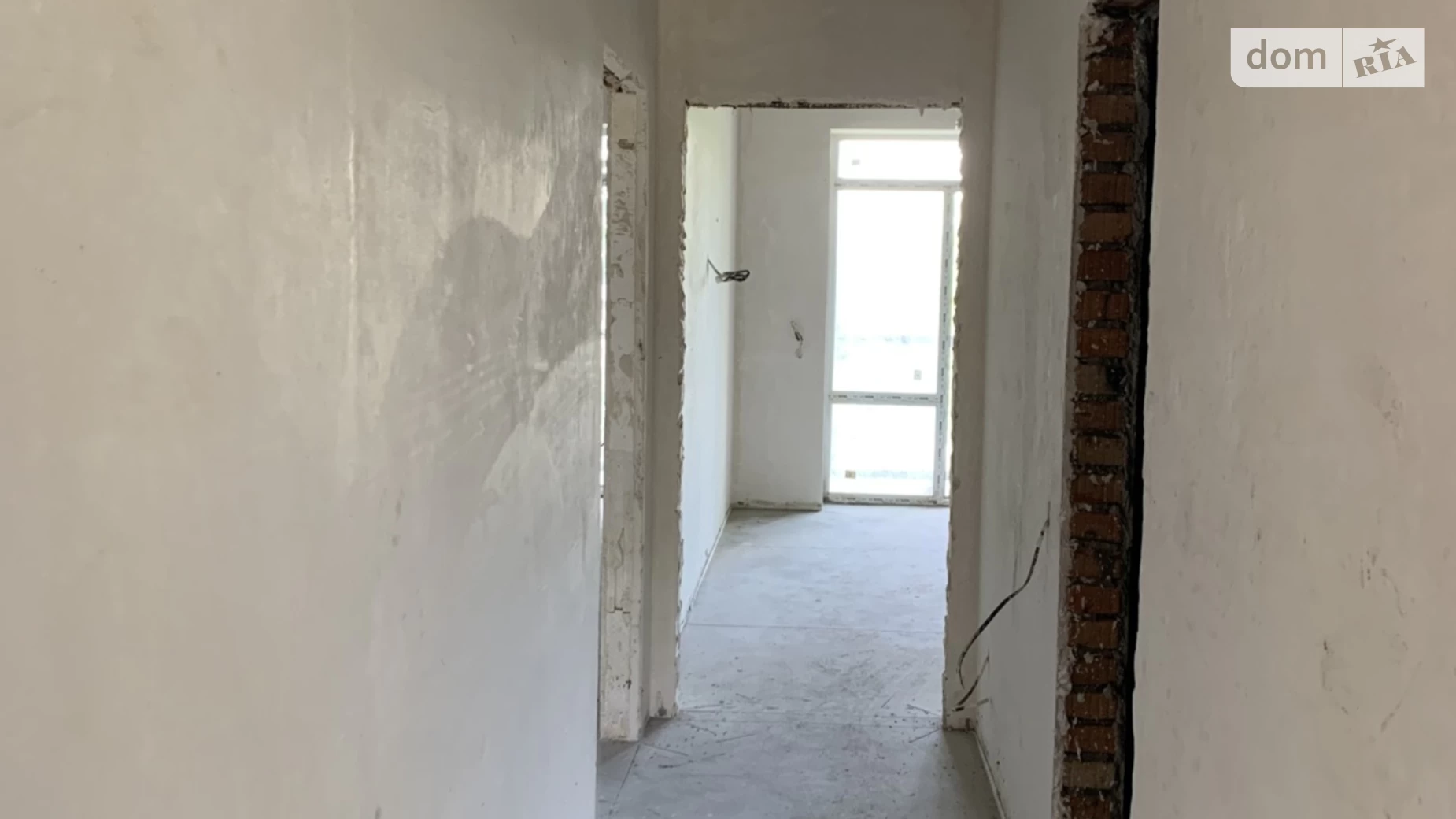 Продается 1-комнатная квартира 53.2 кв. м в Ирпене, ул. Николая Сингаевского(Новооскольская), 59А - фото 2