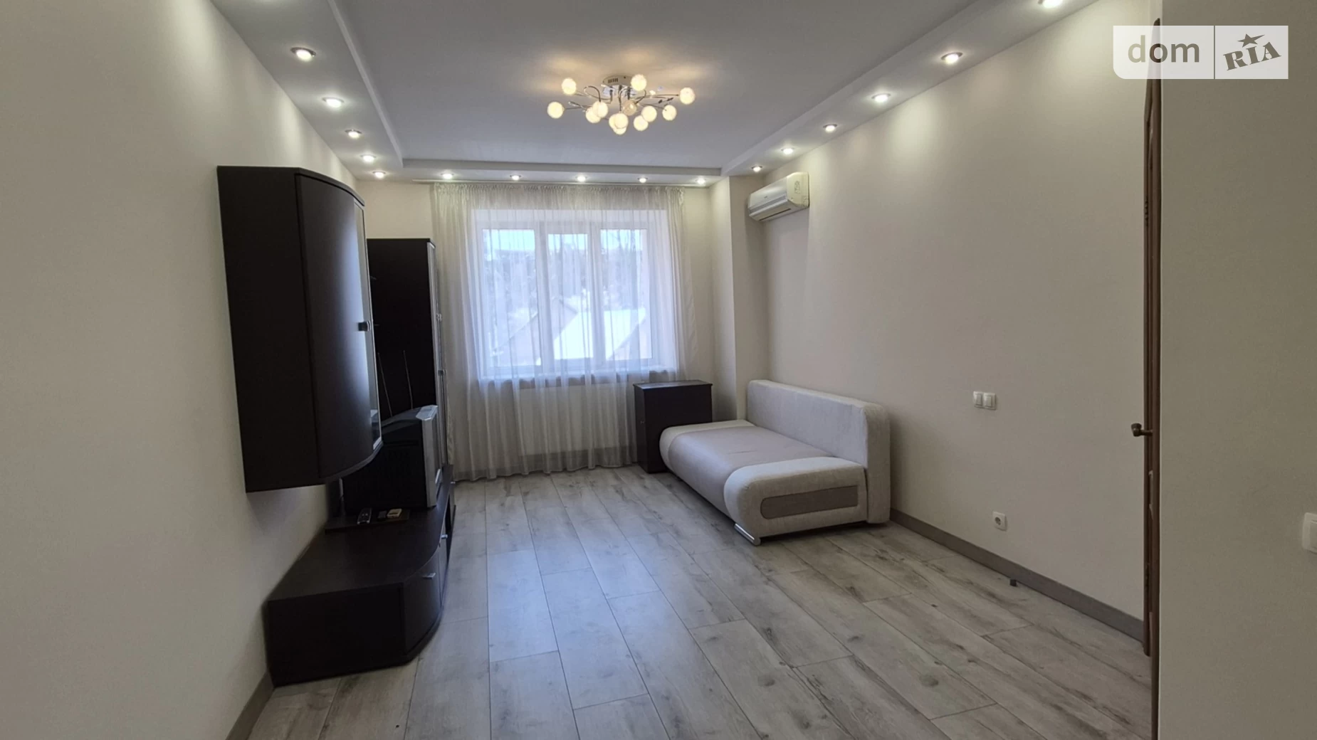 Продается 1-комнатная квартира 45 кв. м в Ирпене, ул. Высокая - фото 2