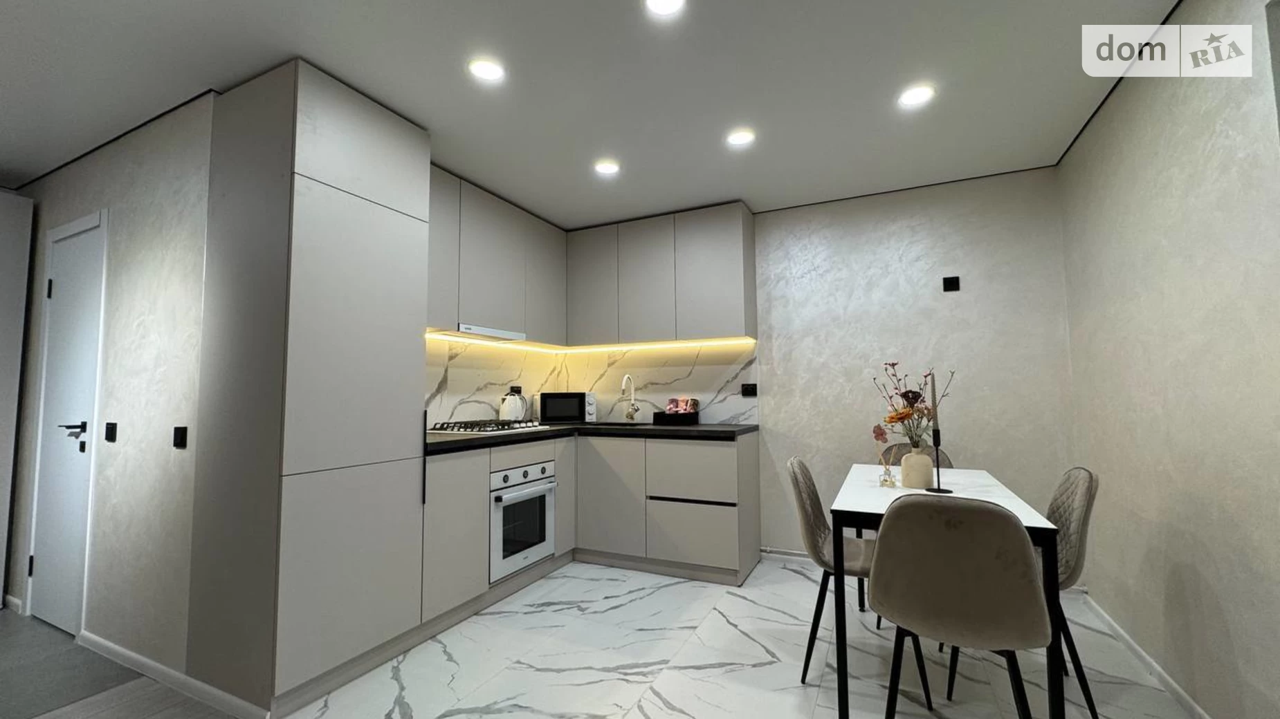 2-кімнатна квартира 60 кв. м у Тернополі, вул. Київська - фото 3