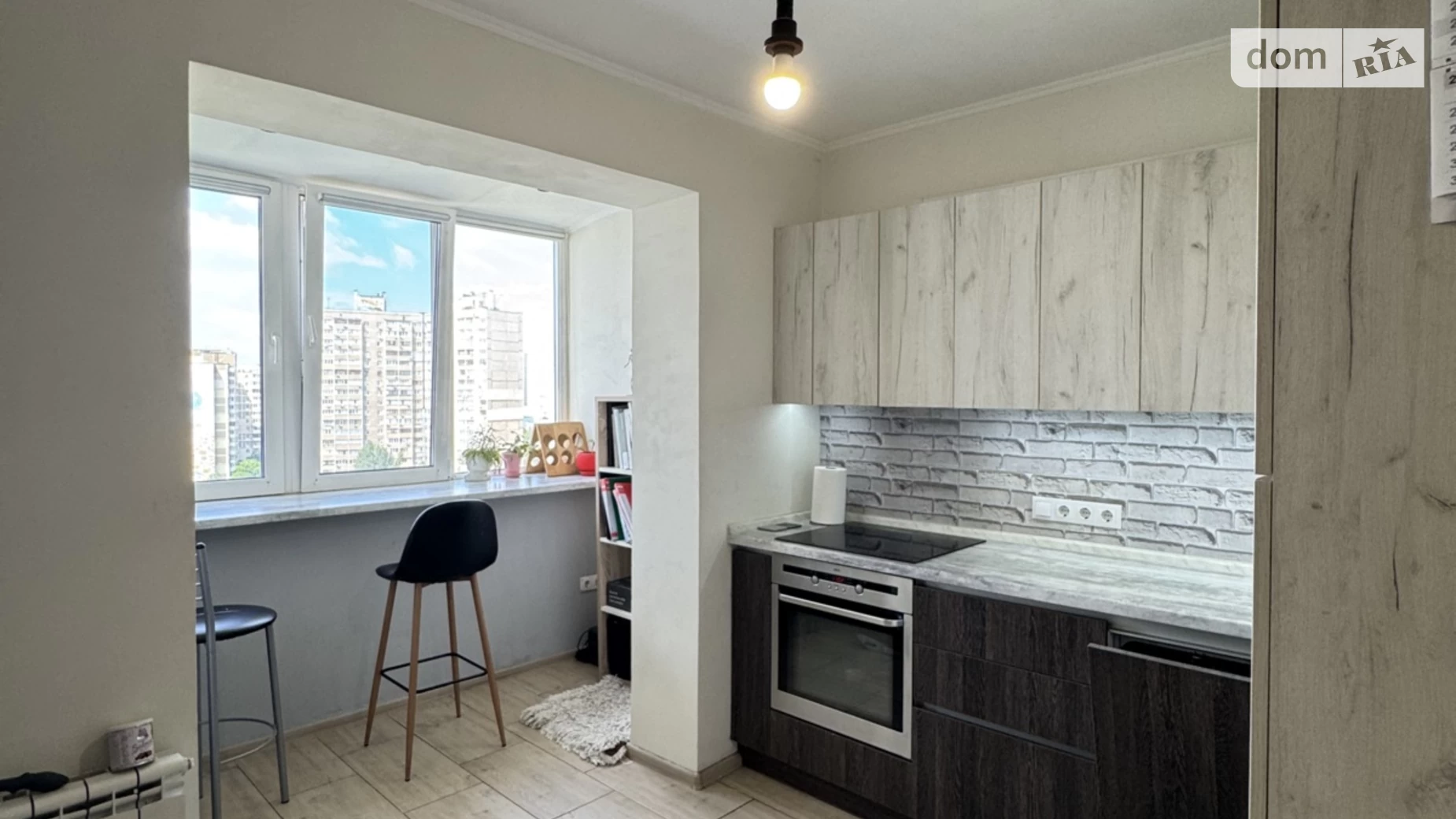 Продається 2-кімнатна квартира 56 кв. м у Києві, цена: 76900 $ - фото 2