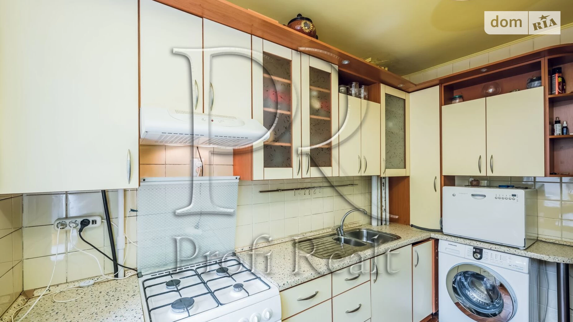 Продается 3-комнатная квартира 70.7 кв. м в Киеве, ул. Григоровича-Барского, 7 - фото 2