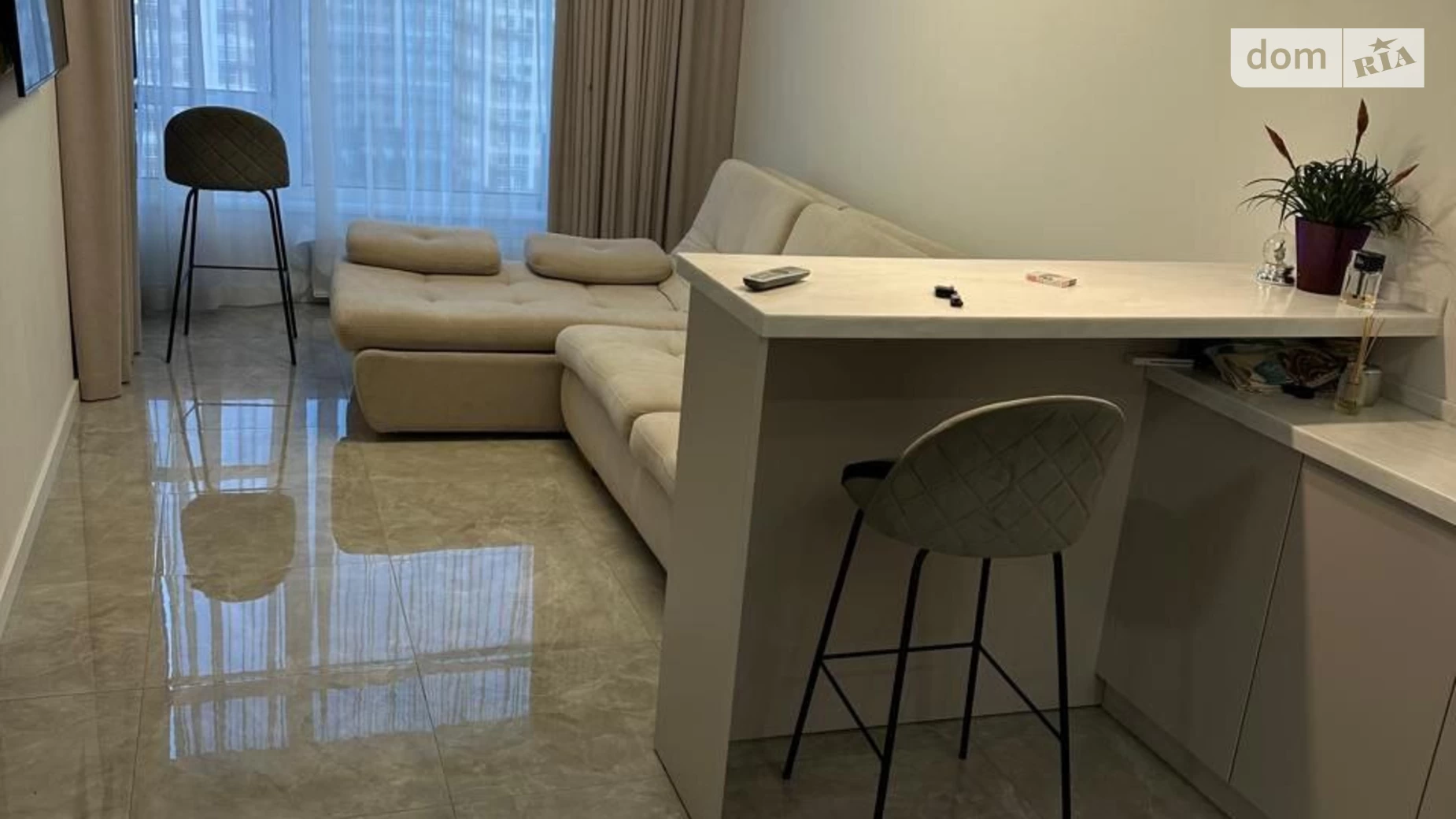 Продается 1-комнатная квартира 46.6 кв. м в Киеве, ул. Семьи Кристеров, 20Б - фото 2