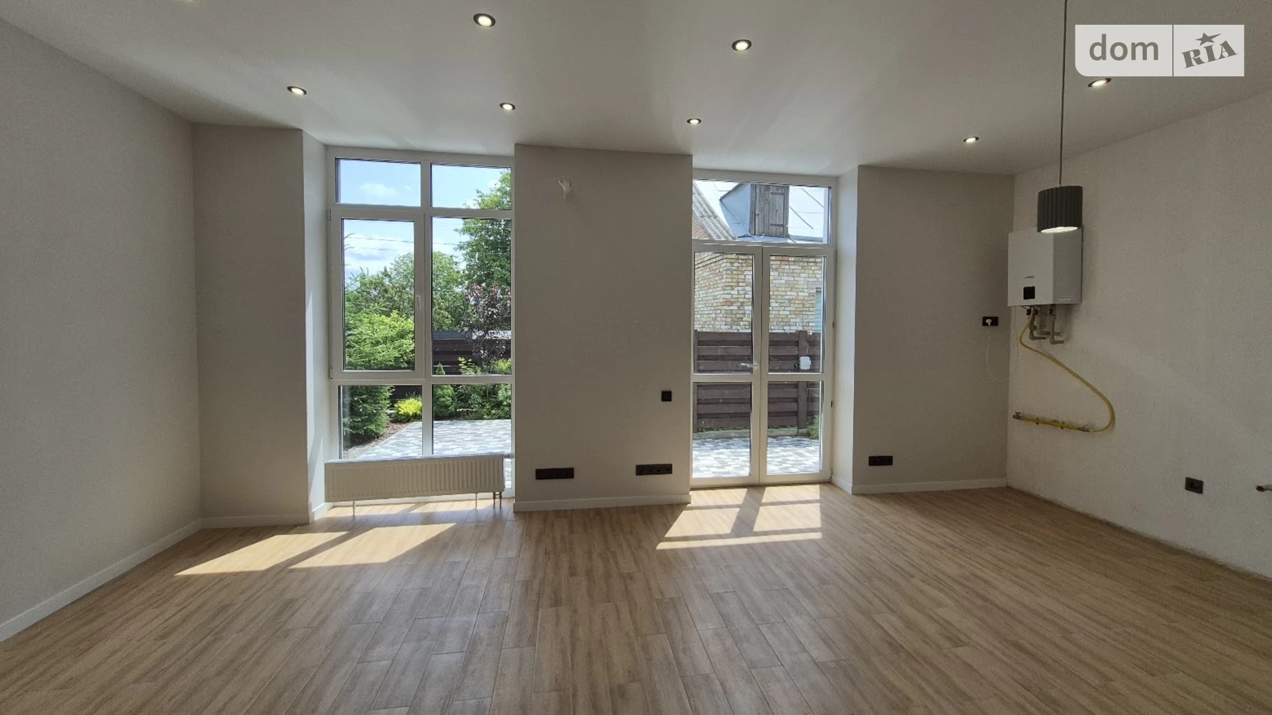 Продается дом на 2 этажа 117 кв. м с террасой, цена: 165000 $ - фото 3