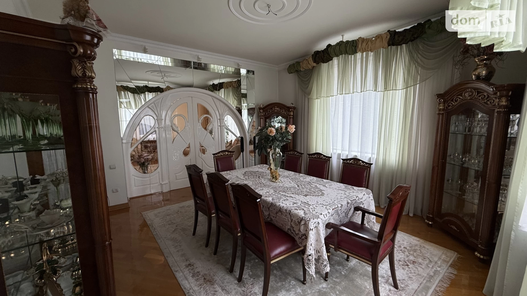 Продается 4-комнатная квартира 123 кв. м в Черновцах, ул. Саксаганского Панаса, 2 - фото 5