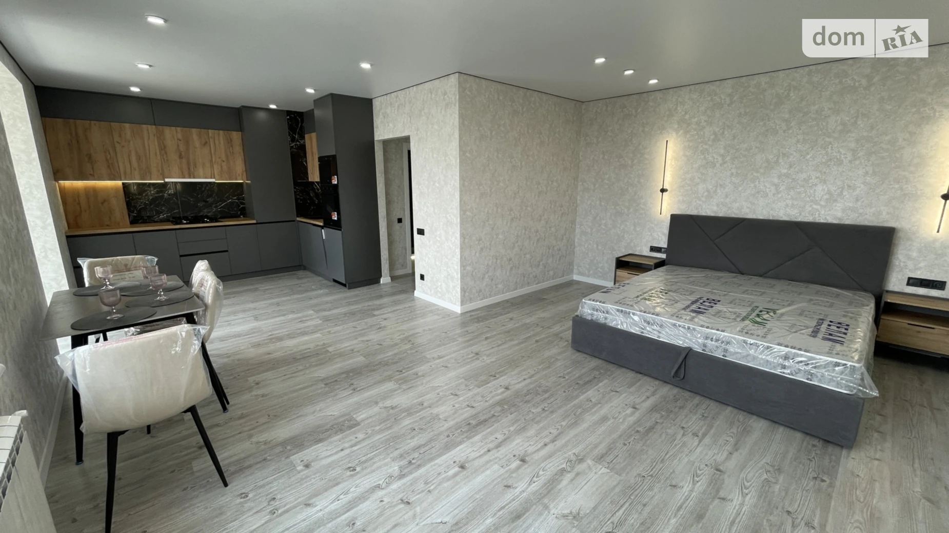 Продается 1-комнатная квартира 47 кв. м в, цена: 55000 $ - фото 2