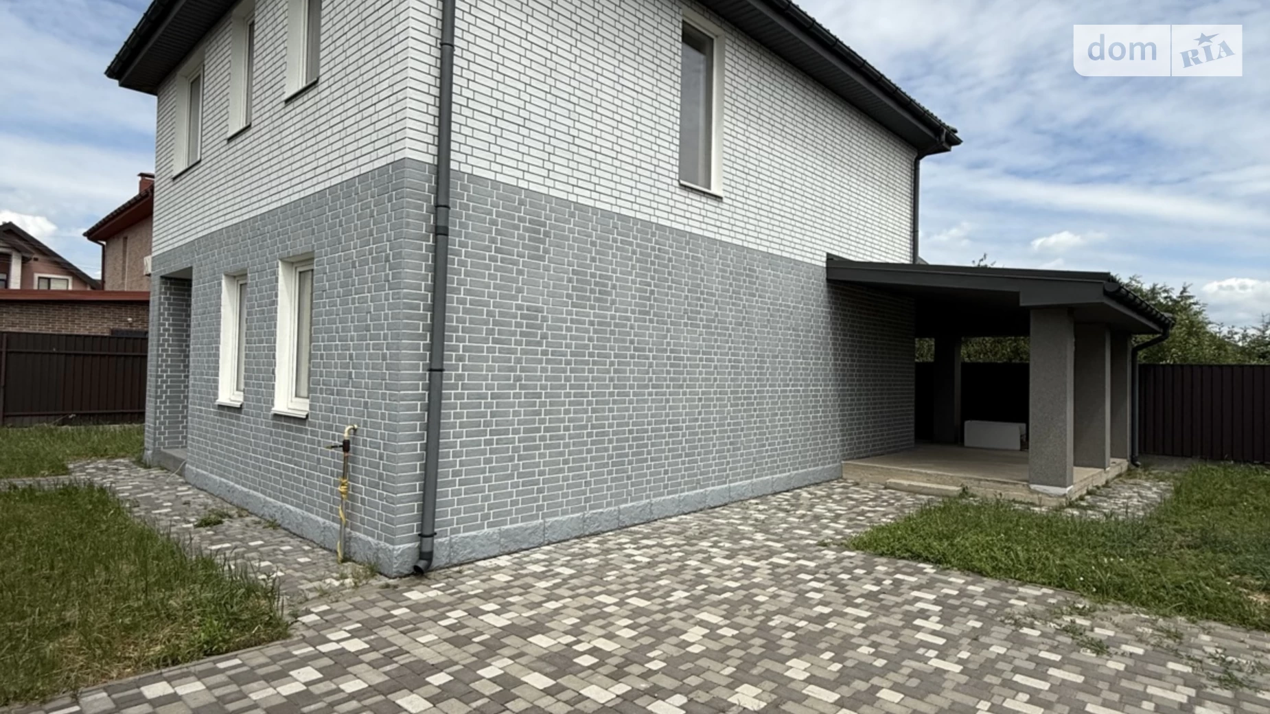 Продается дом на 2 этажа 135 кв. м с балконом, цена: 125000 $ - фото 2