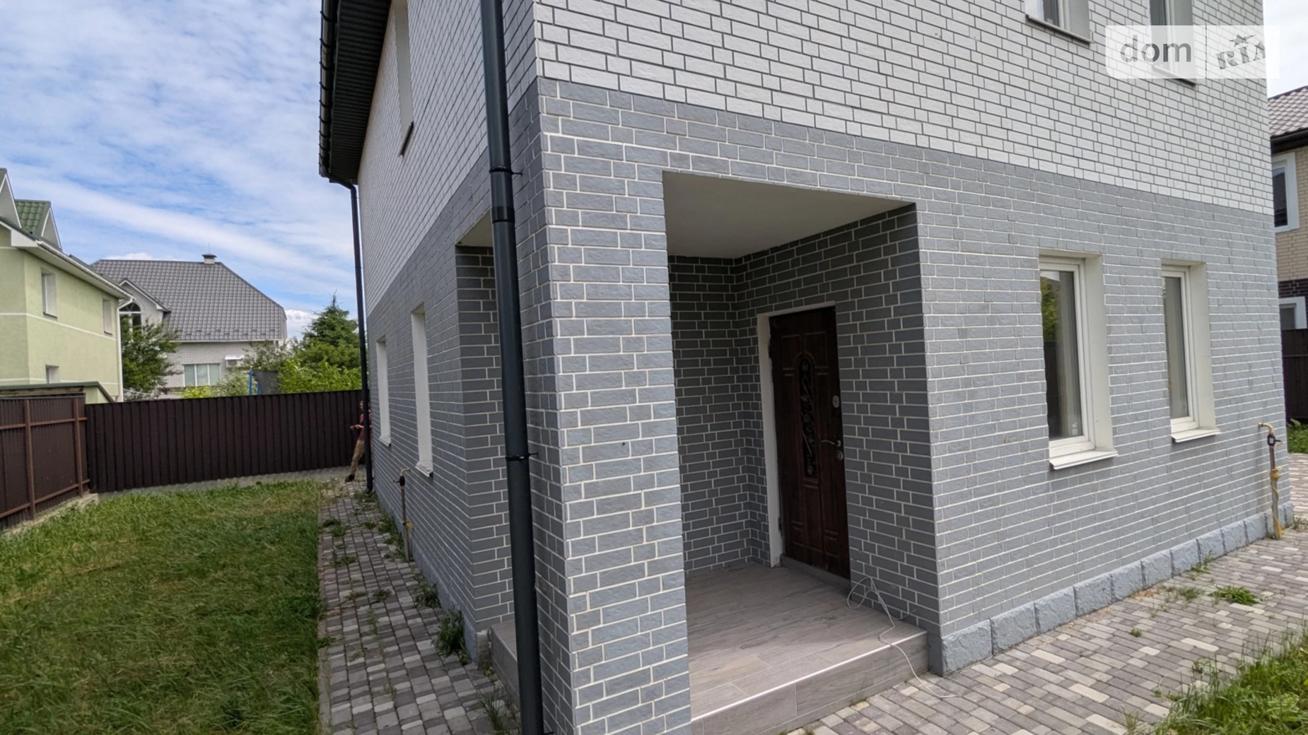 Продается дом на 2 этажа 135 кв. м с мансардой, цена: 125000 $ - фото 2