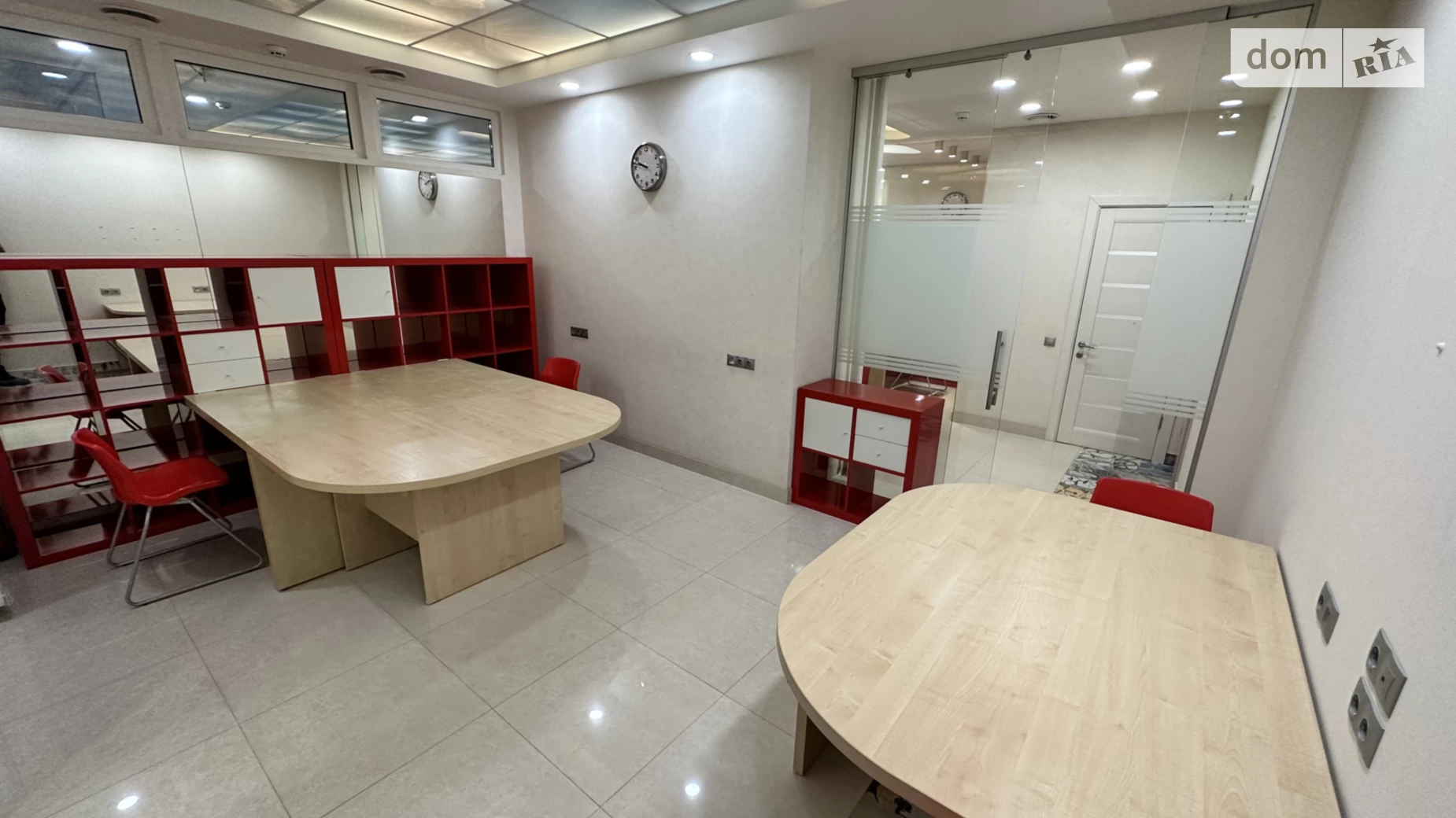 Сдается в аренду офис 60 кв. м в бизнес-центре, цена: 1000 $ - фото 2