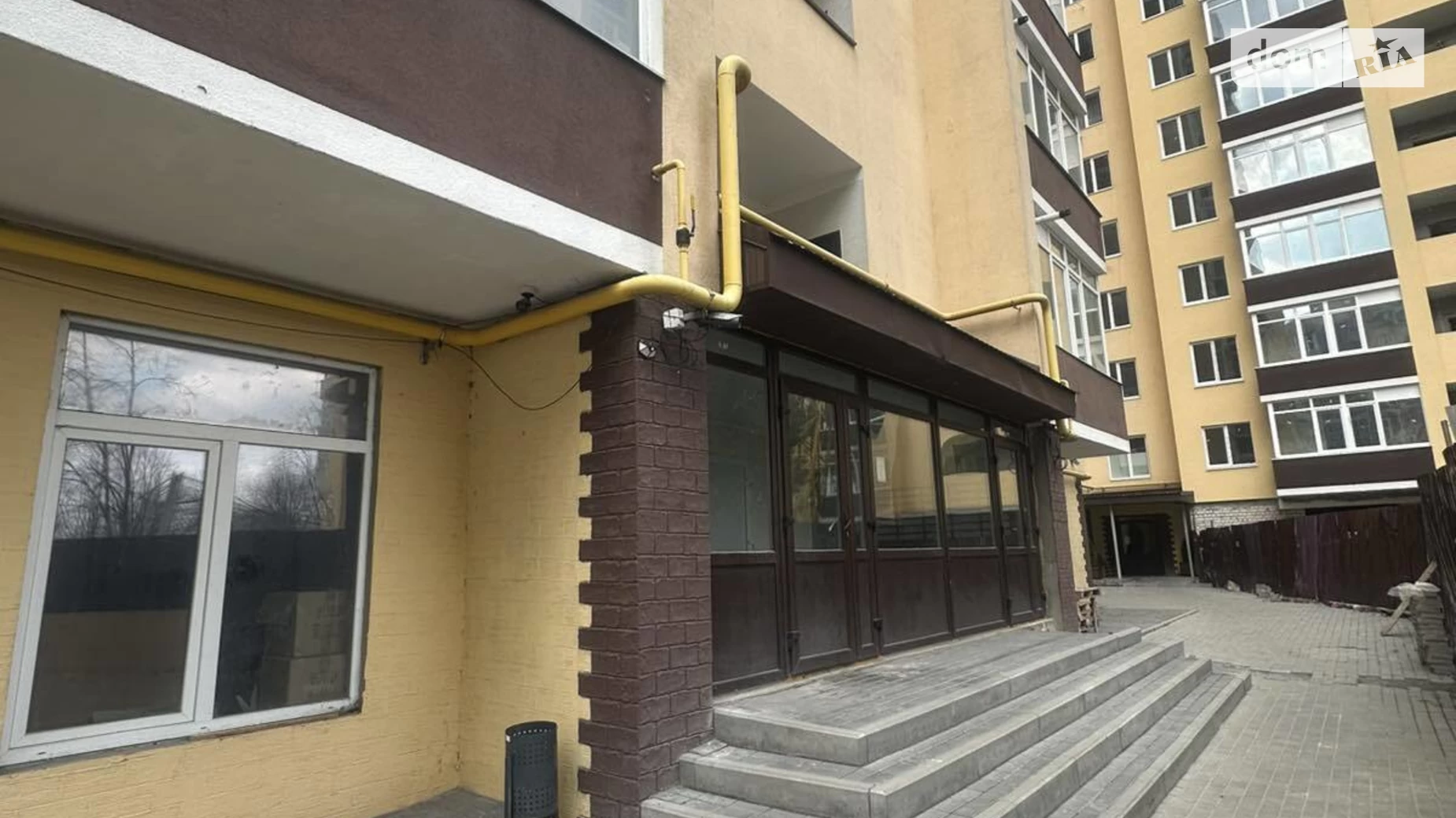 Продается 1-комнатная квартира 52.5 кв. м в Житомире, просп. Мира, 1А - фото 2