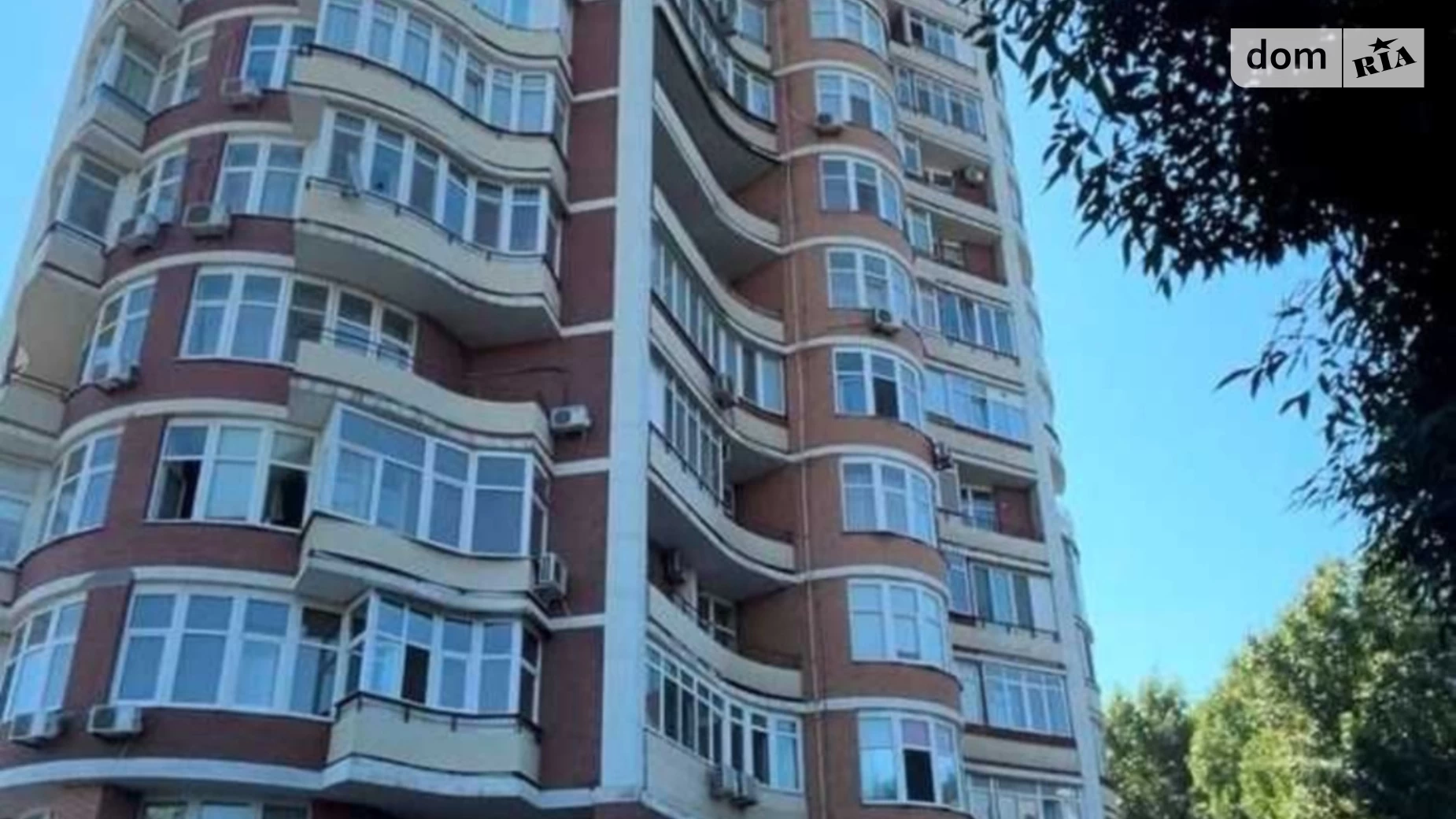 Продается 1-комнатная квартира 52 кв. м в Одессе, ул. Инглези, 6/1 - фото 2