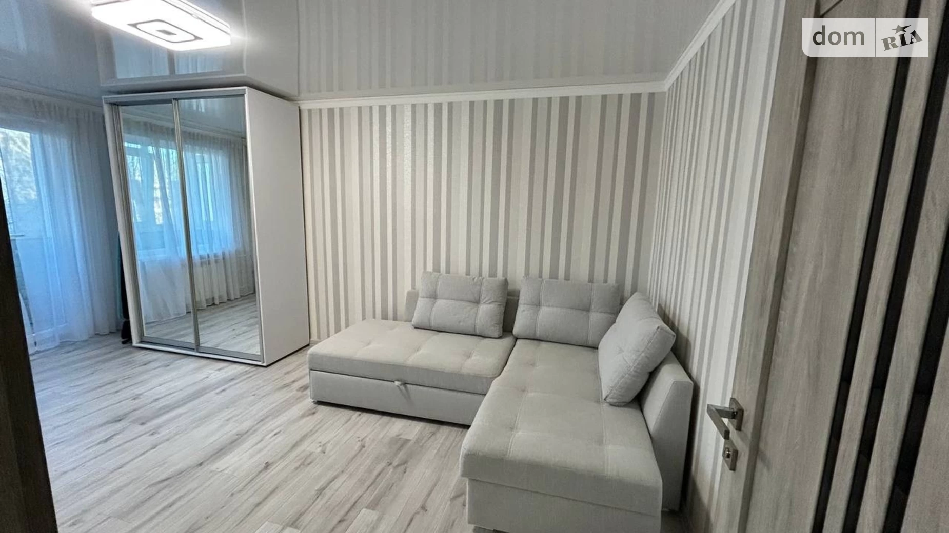 Сдается в аренду 1-комнатная квартира 32 кв. м в Кривом Роге, ул. Космонавтов, 24 - фото 2