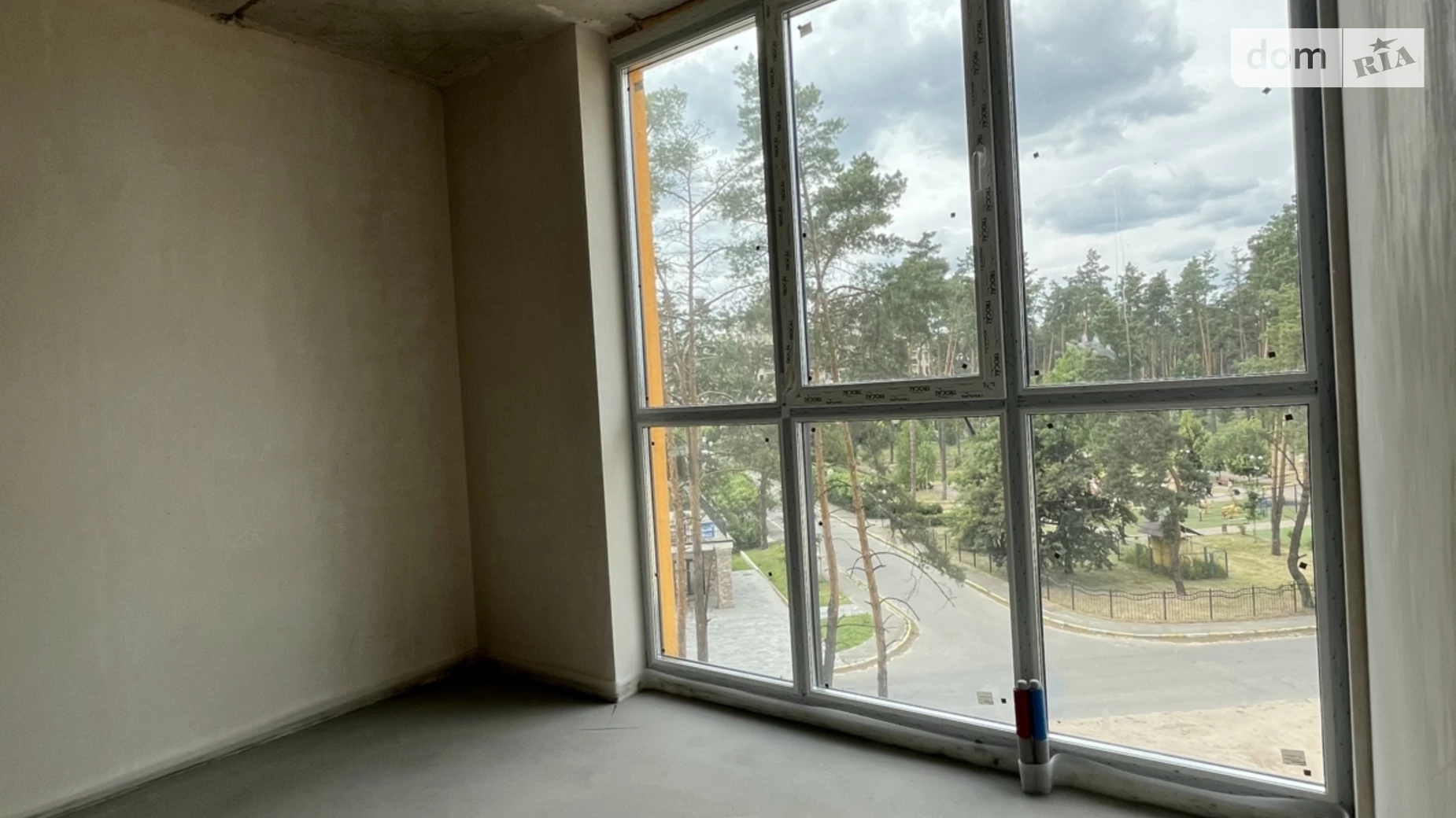 Продается 1-комнатная квартира 51 кв. м в Гостомеле, ул. Центральная, 1 - фото 4